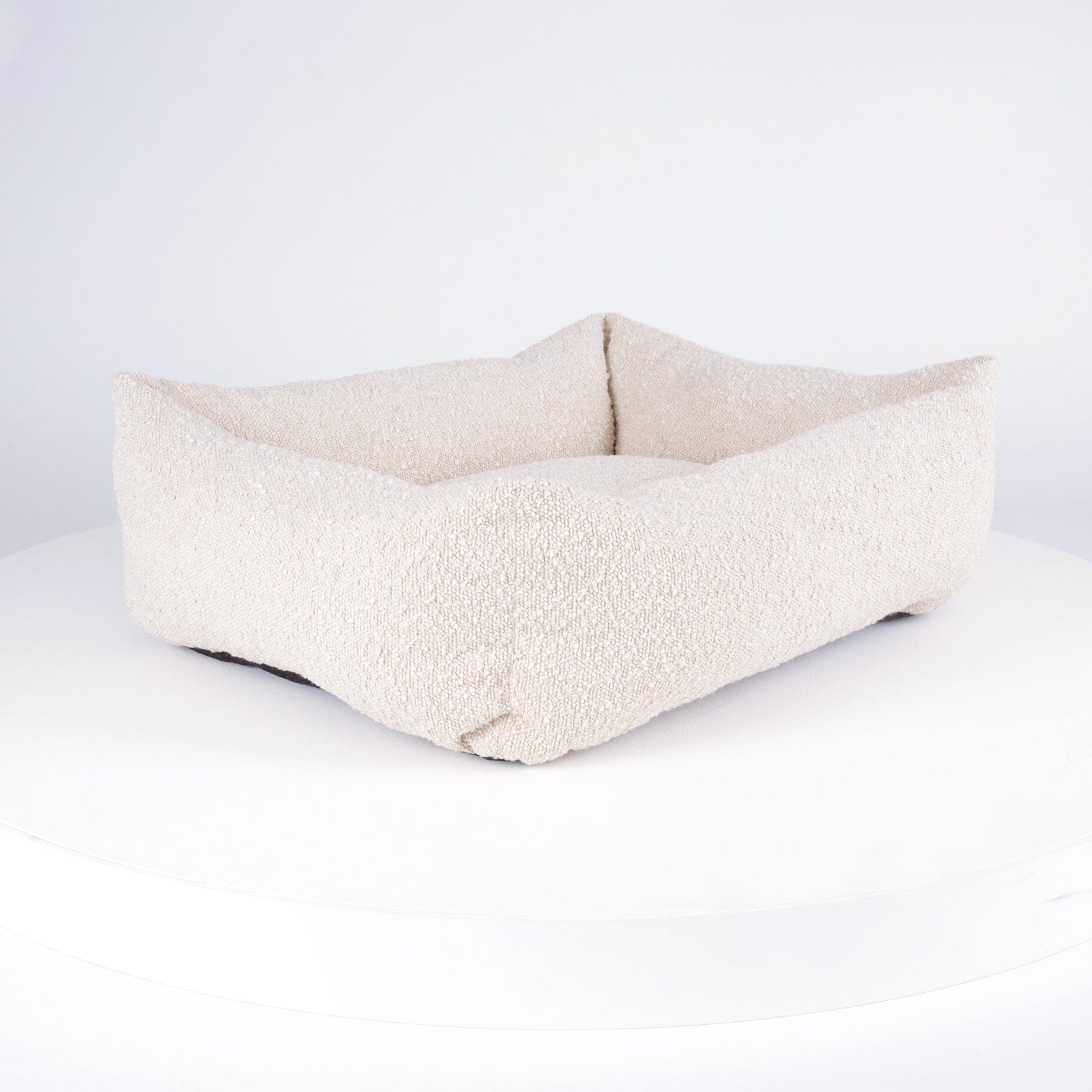 Boucle Box Bed - Ivory Dog Bed Scruffs®