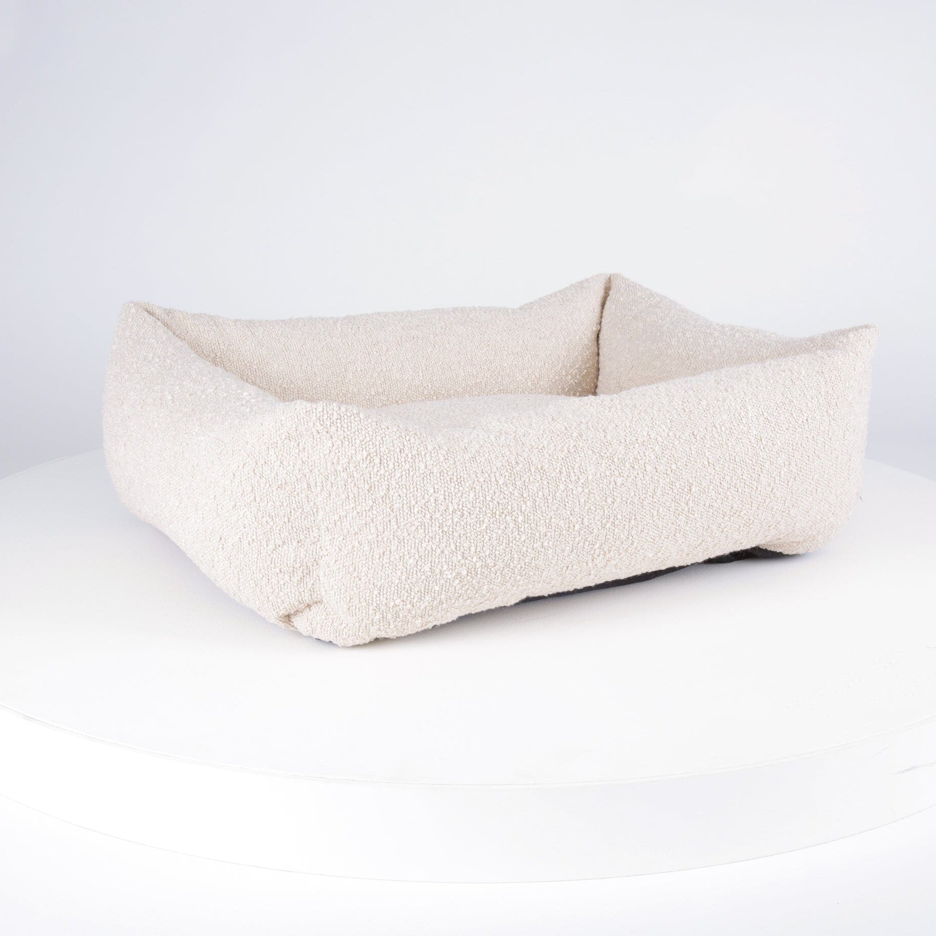 Boucle Box Bed - Ivory Dog Bed Scruffs®