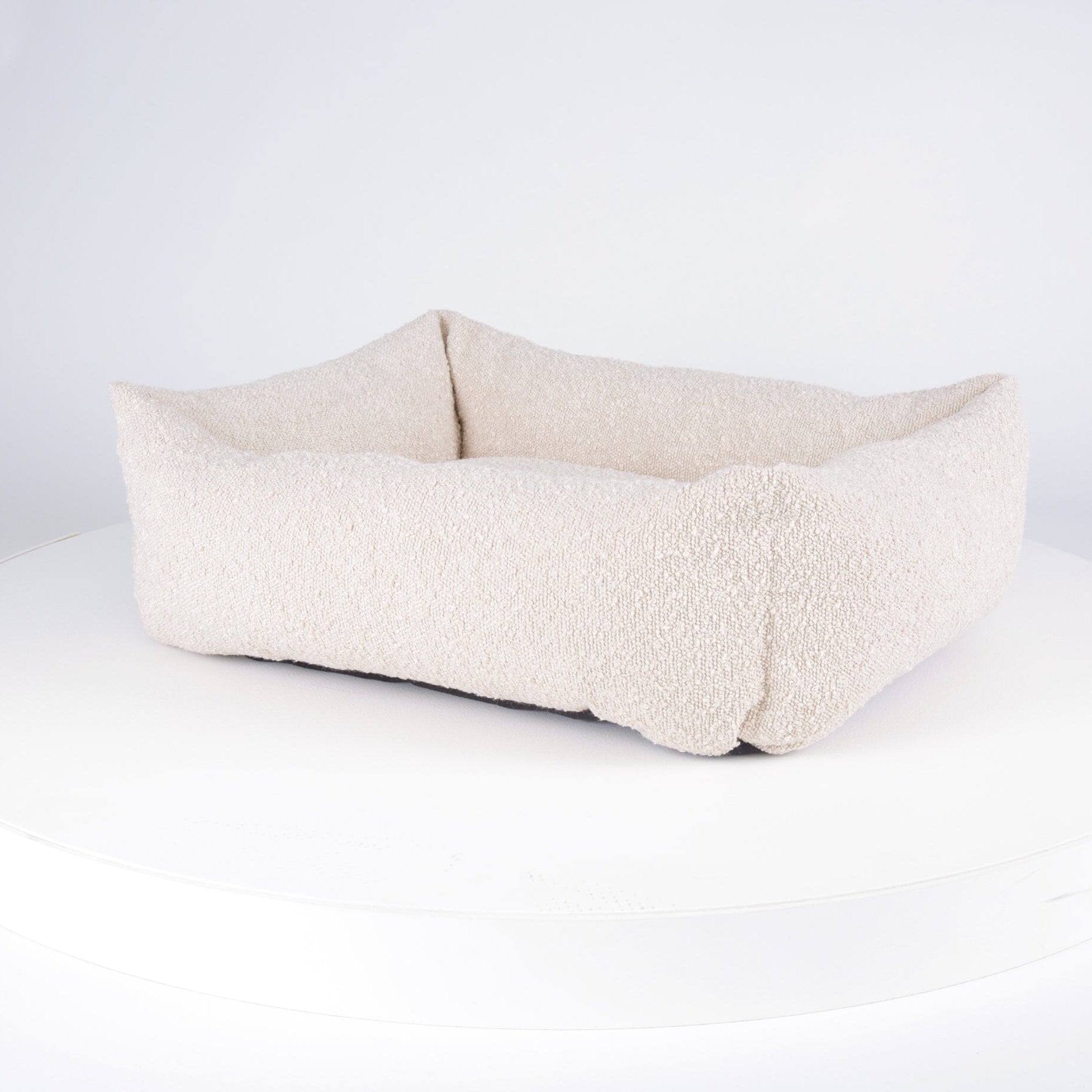 Boucle Box Bed - Ivory Dog Bed Scruffs®