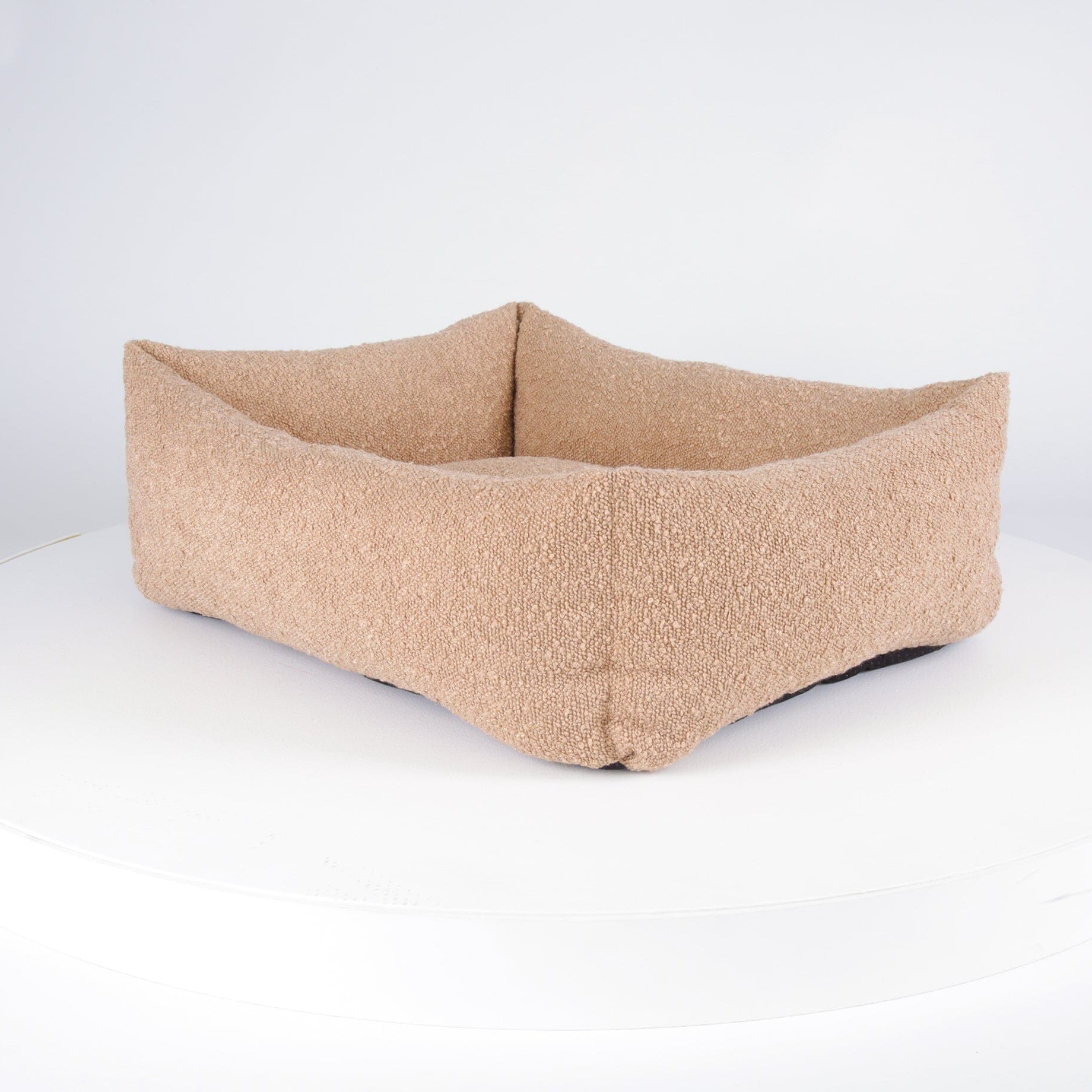 Boucle Box Bed - Desert Brown Dog Bed Scruffs®