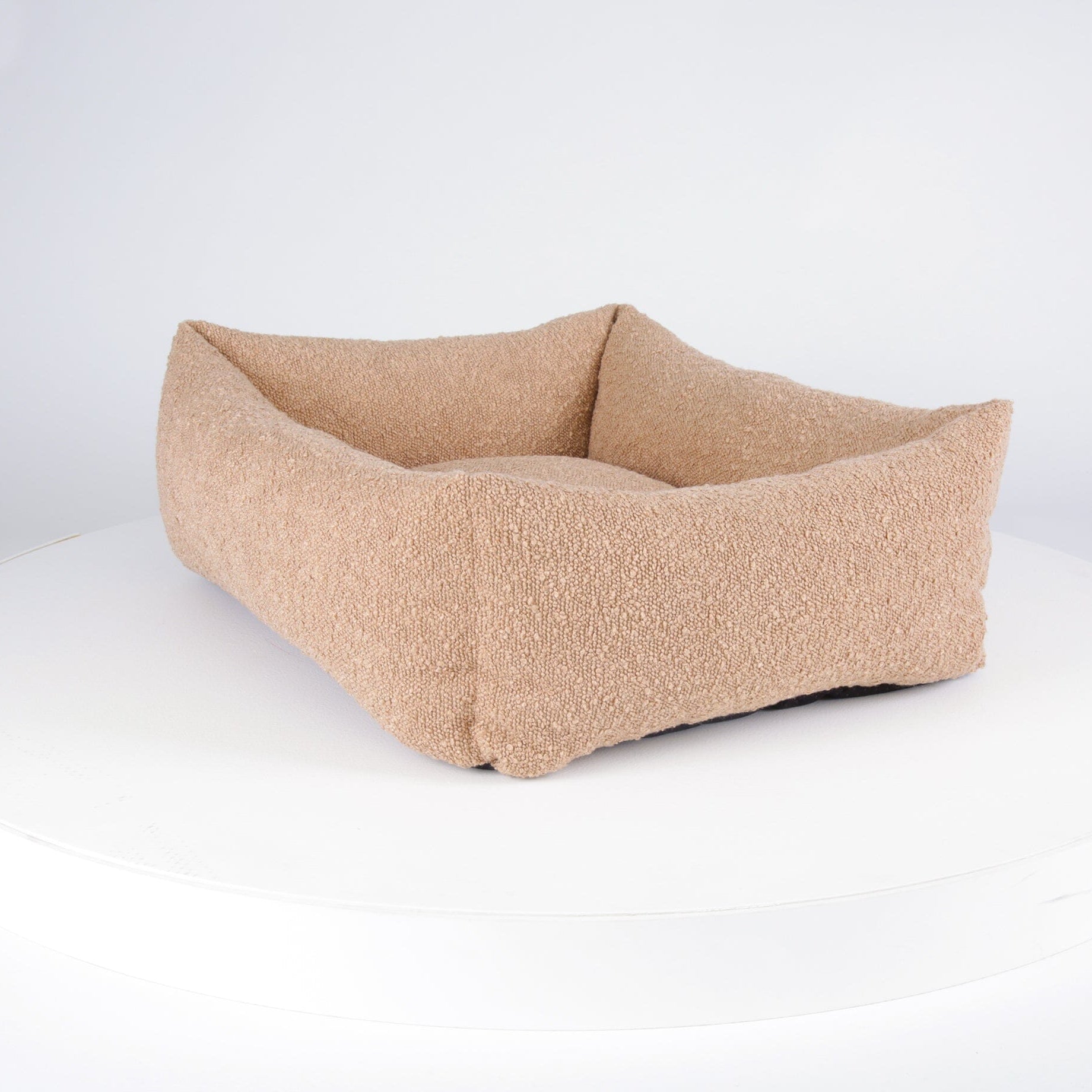 Boucle Box Bed - Desert Brown Dog Bed Scruffs®
