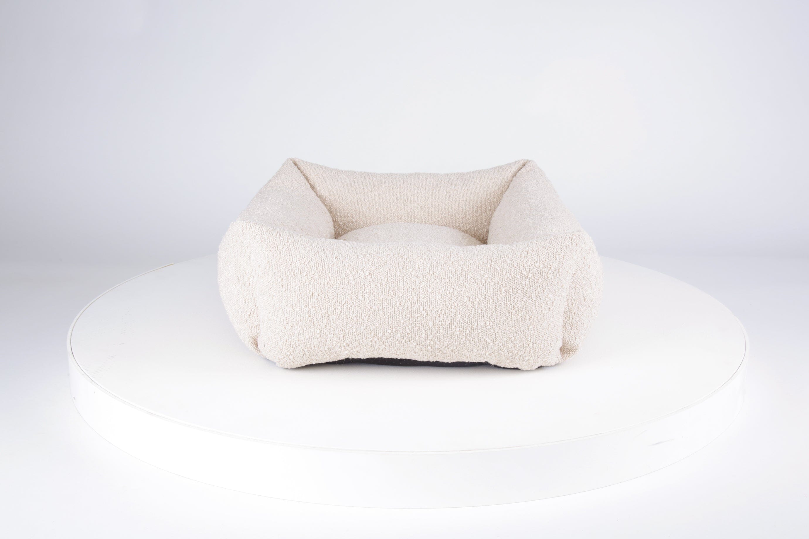 Boucle Box Bed - Ivory Dog Bed Scruffs® 