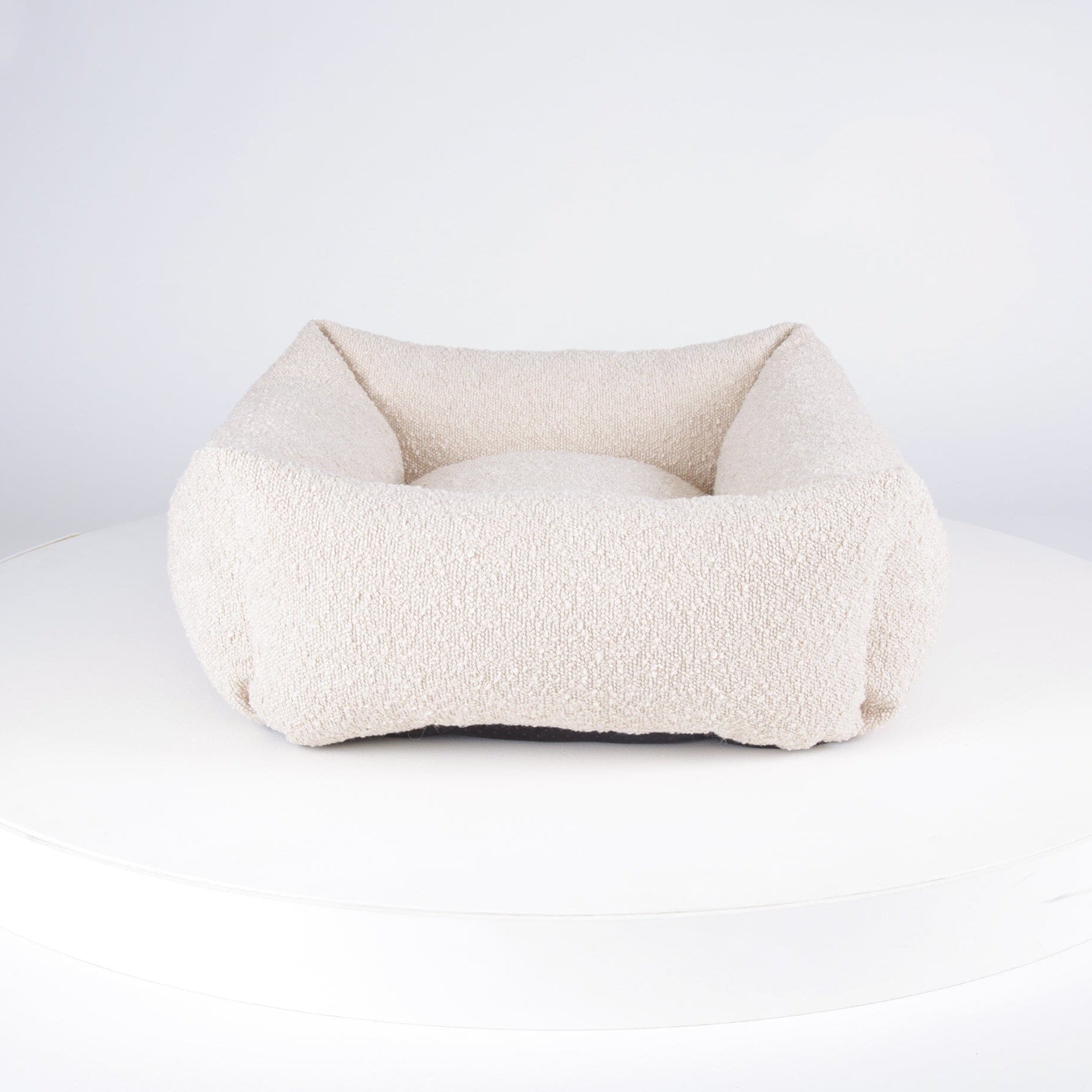 Boucle Box Bed - Ivory Dog Bed Scruffs®
