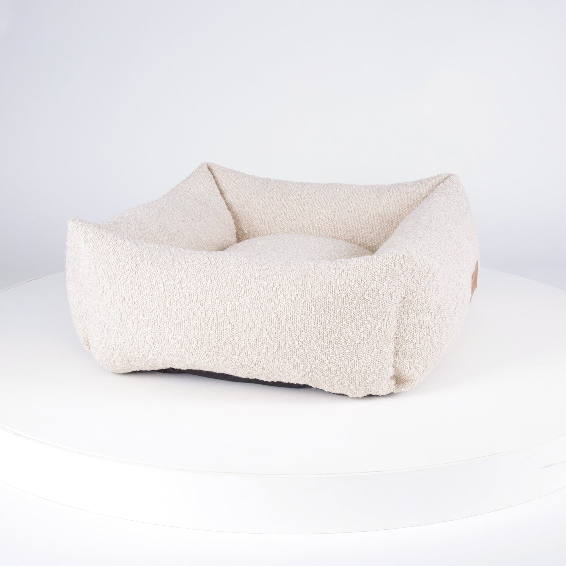 Boucle Box Bed - Ivory Dog Bed Scruffs®