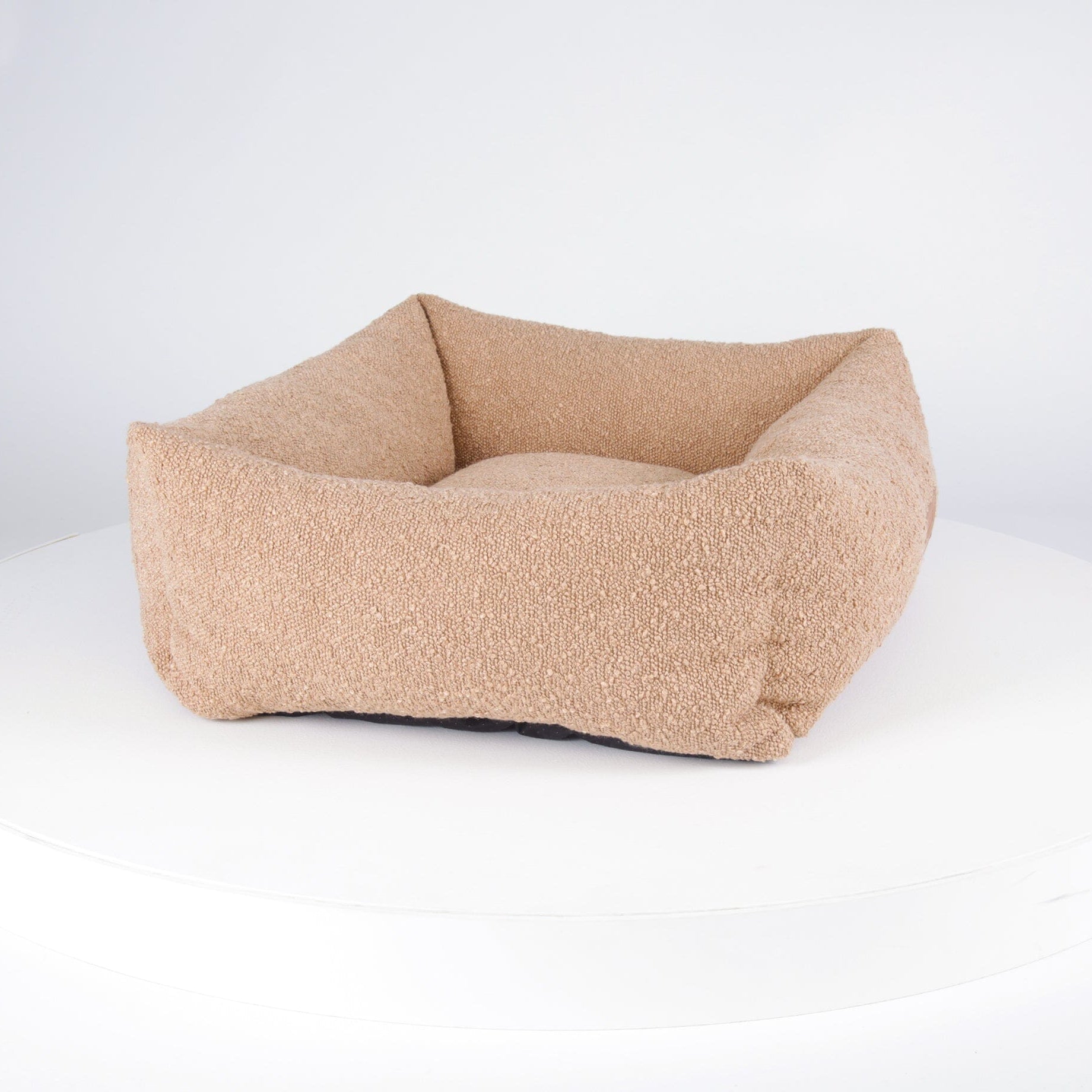 Boucle Box Bed - Desert Brown Dog Bed Scruffs®