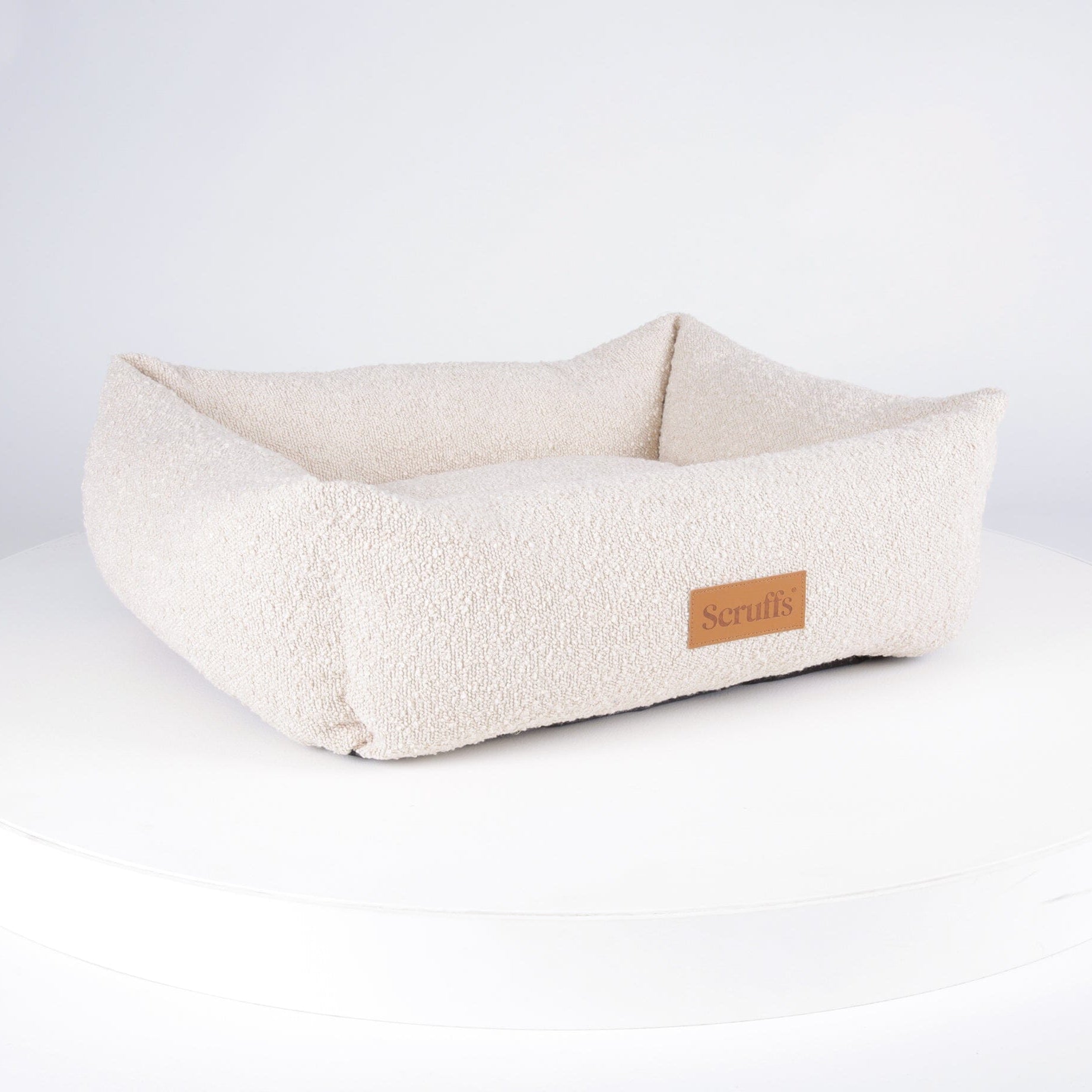 Boucle Box Bed - Ivory Dog Bed Scruffs®
