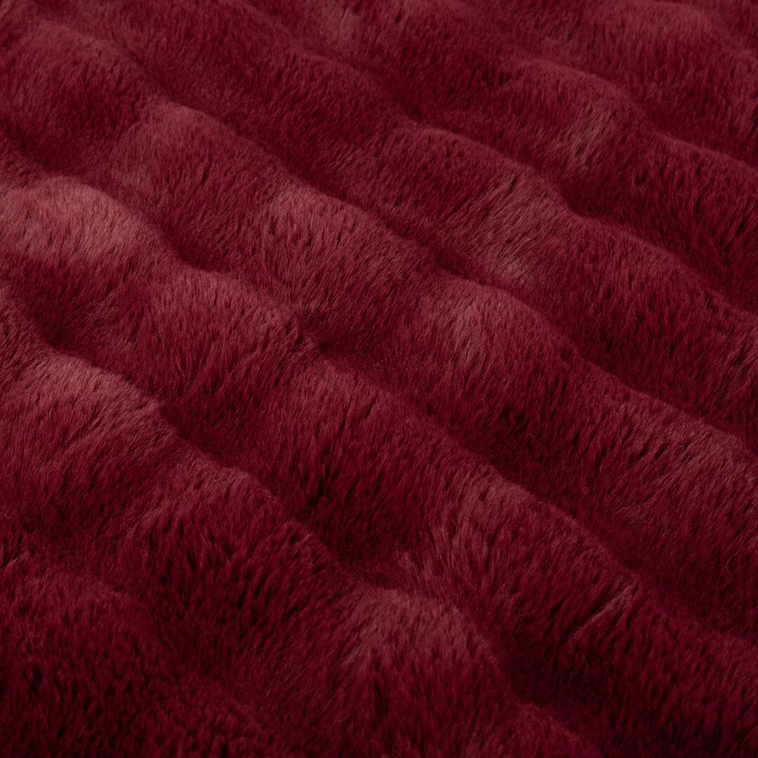 Festive Fur Pet Blanket - Burgundy Dog Blanket Scruffs®