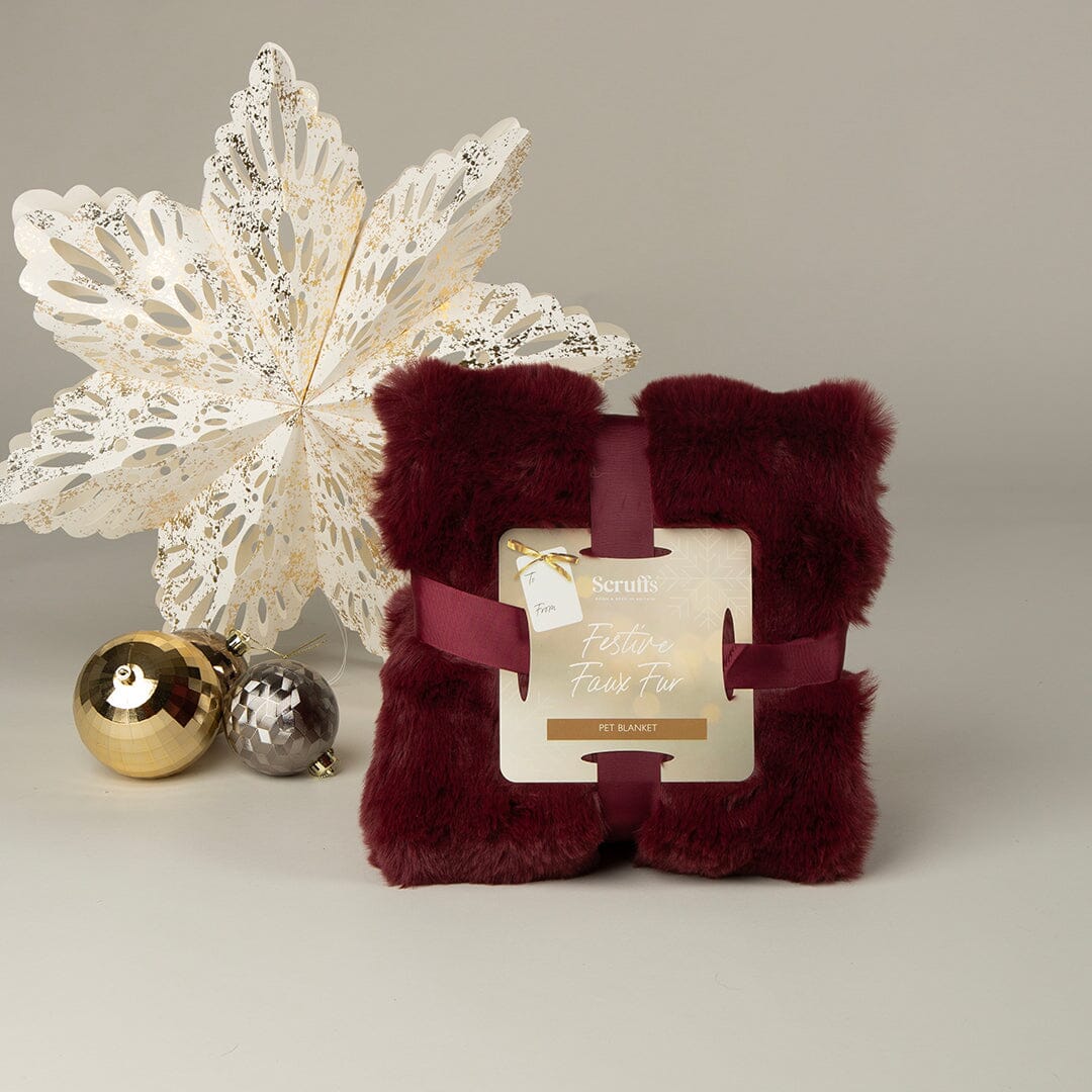 Festive Fur Pet Blanket - Burgundy Dog Blanket Scruffs®