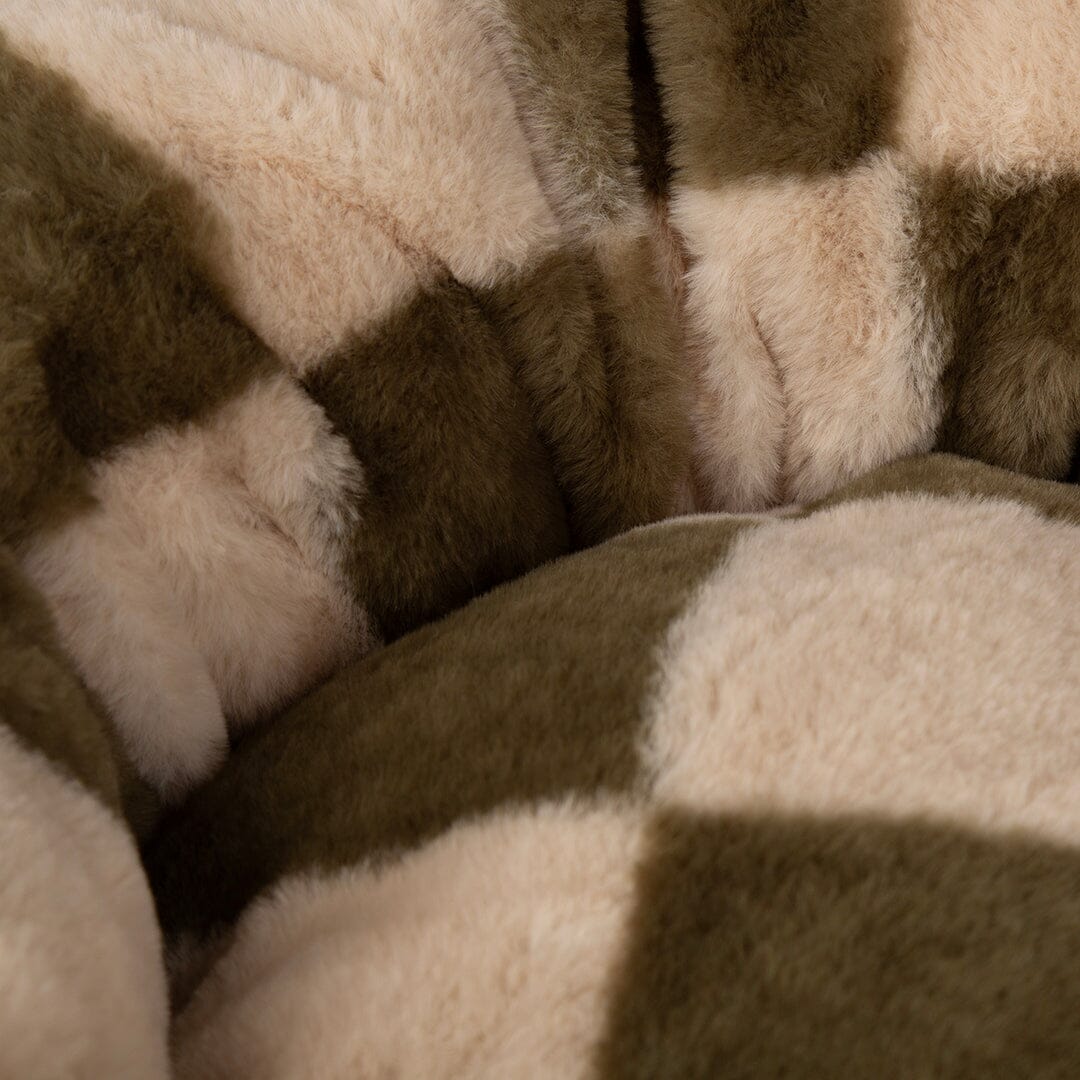 Checkerboard Round Cat Bed - Olive/Cream Cat Bed Scruffs®