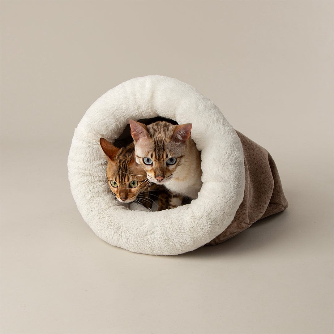 Seattle Crinkle Cat Sleeping Bag - Sienna Brown Cat Bed Scruffs®