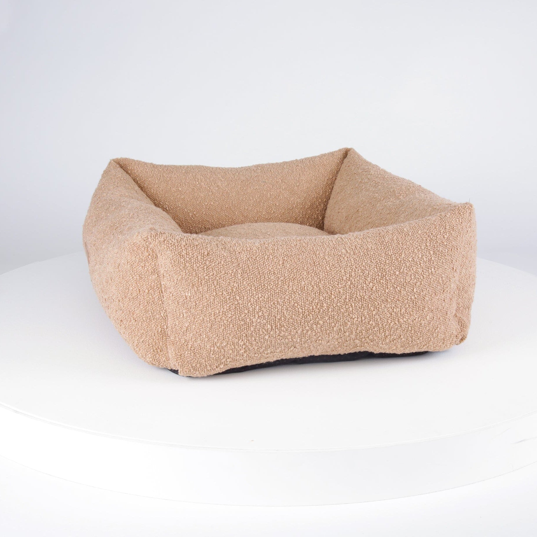 Boucle Box Bed - Desert Brown Dog Bed Scruffs®