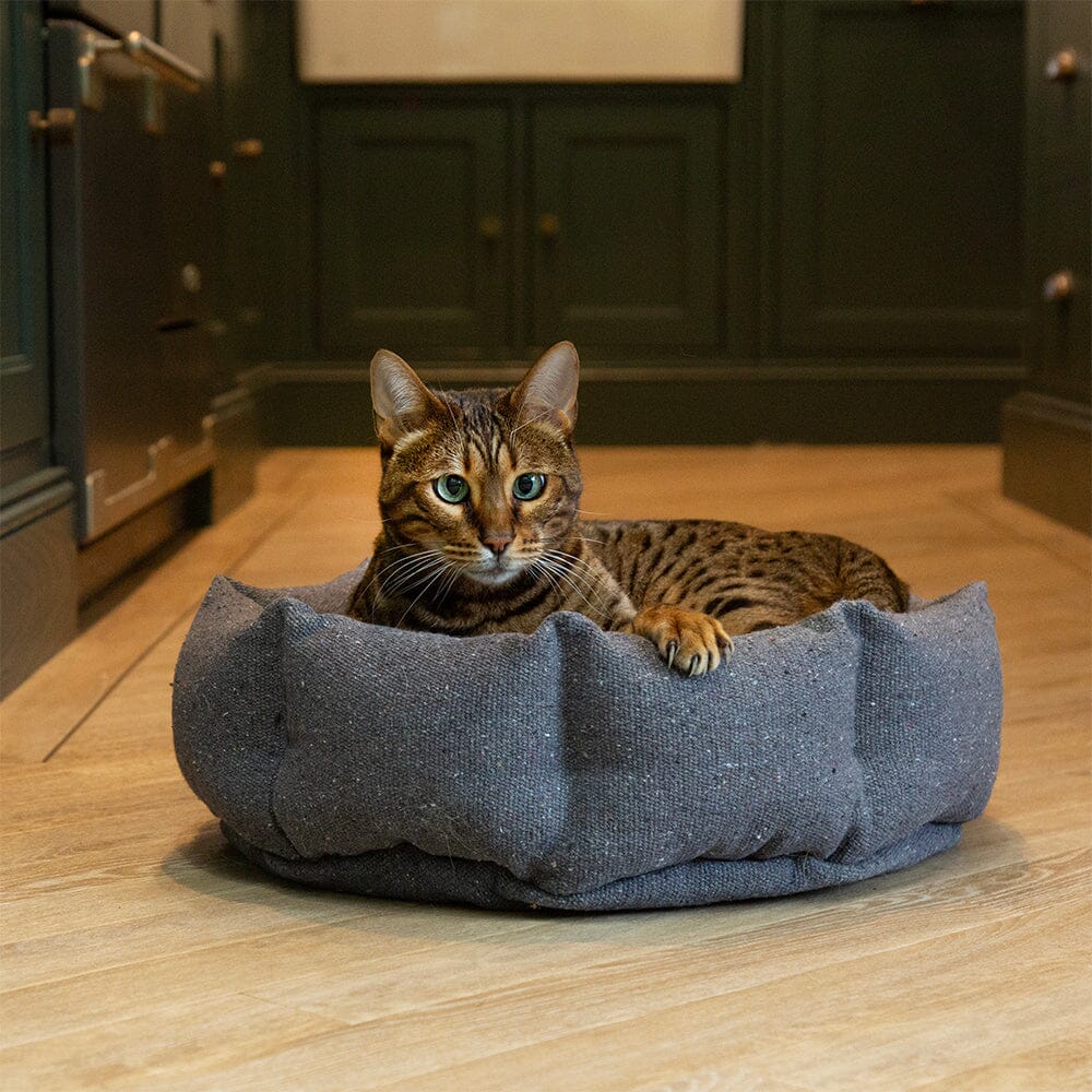 Eden Cat Bed - Charcoal Grey Cat Bed Scruffs®