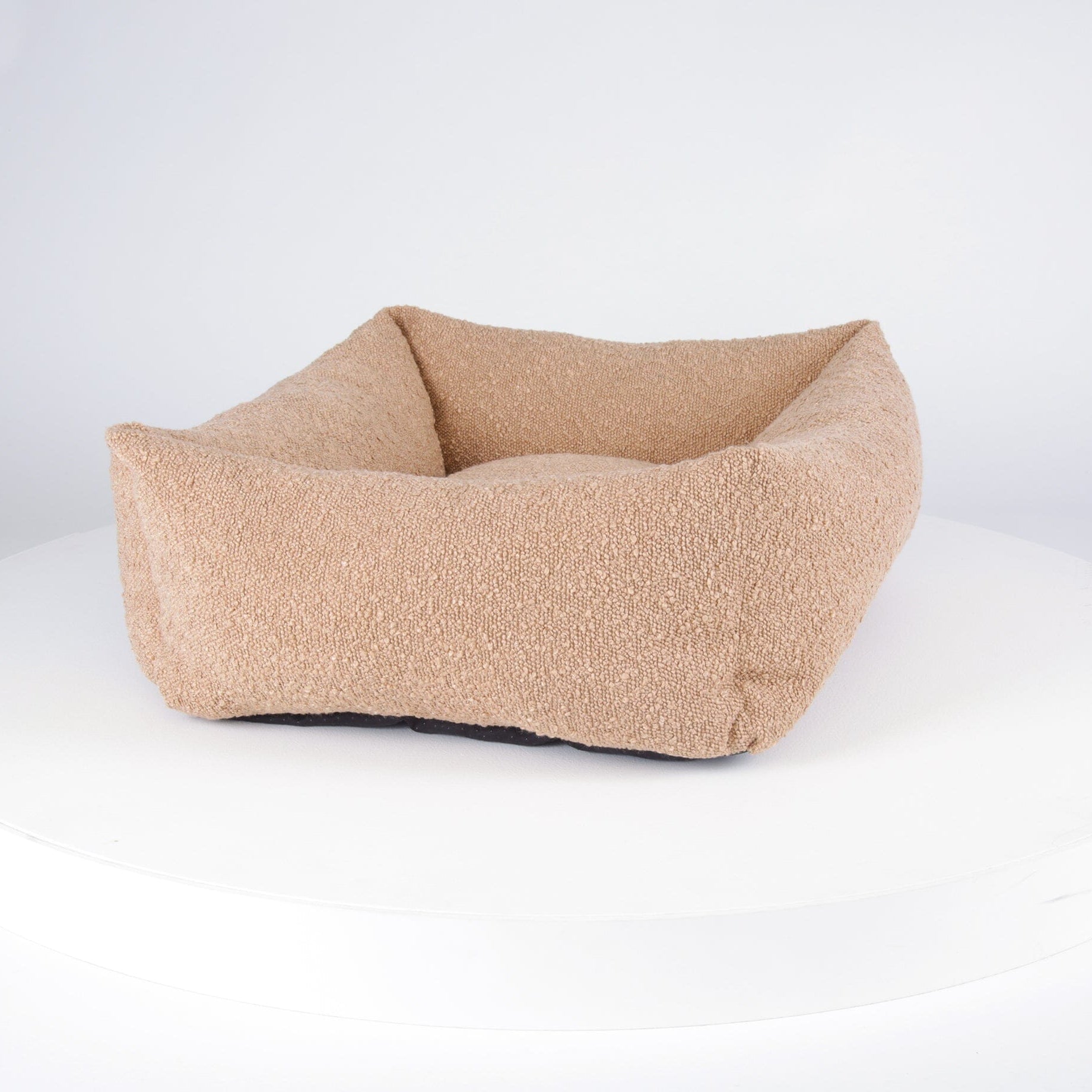 Boucle Box Bed - Desert Brown Dog Bed Scruffs®