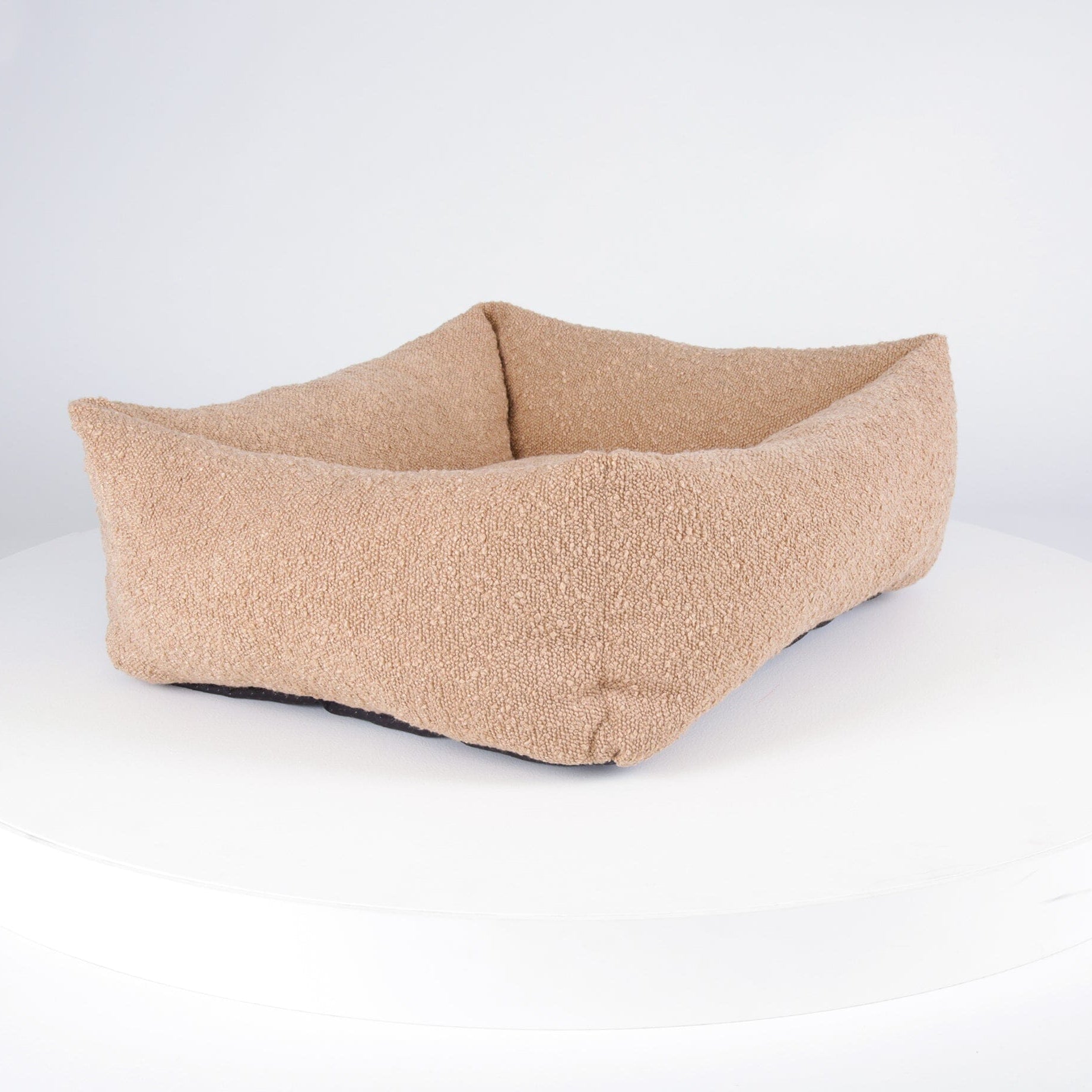 Boucle Box Bed - Desert Brown Dog Bed Scruffs®