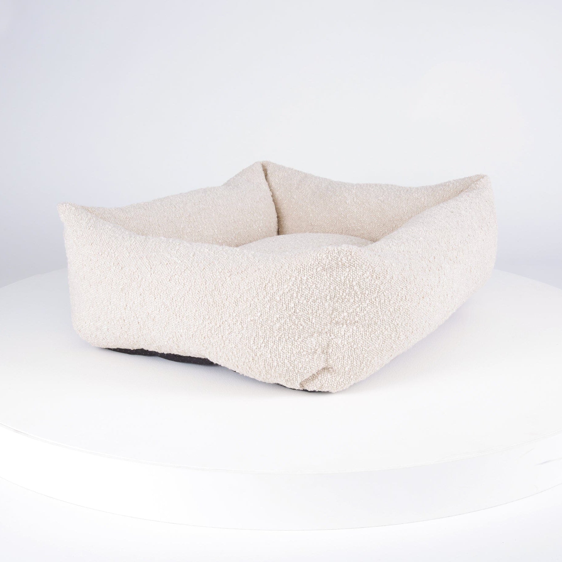 Boucle Box Bed - Ivory Dog Bed Scruffs®