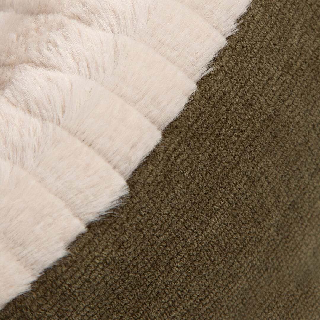Alina Round Pet Bed - Green Dog Bed Scruffs®