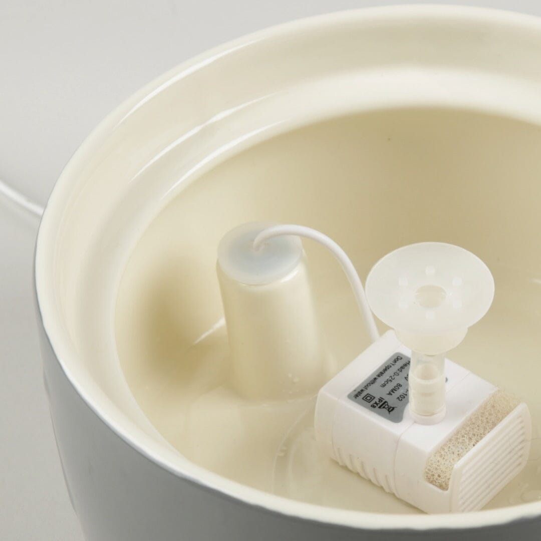 Icon Cat Water Fountain 20cm - Cream Pet Bowls, Feeders & Waterers Scruffs®