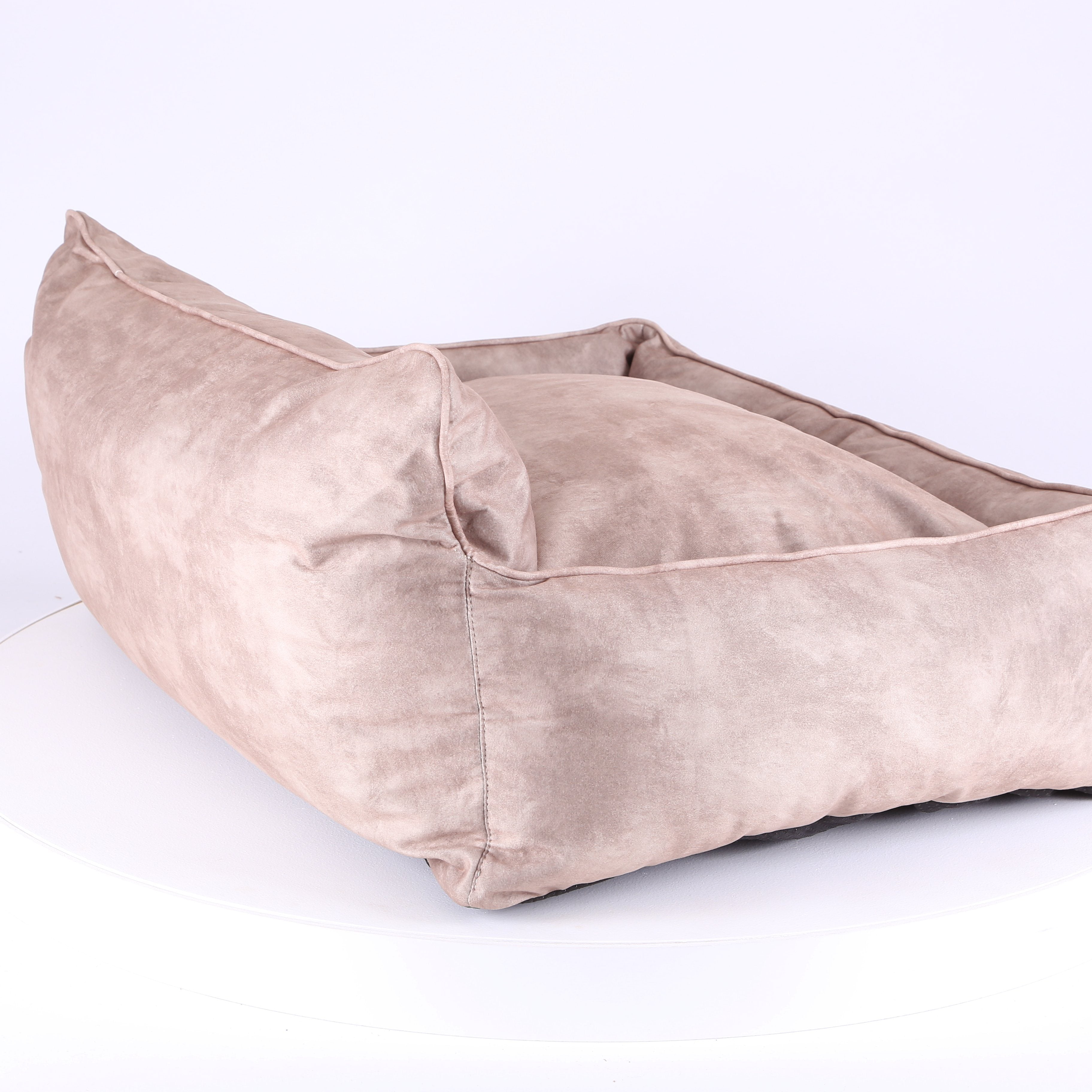 Kensington Box Bed - Cream Dog Bed Scruffs®