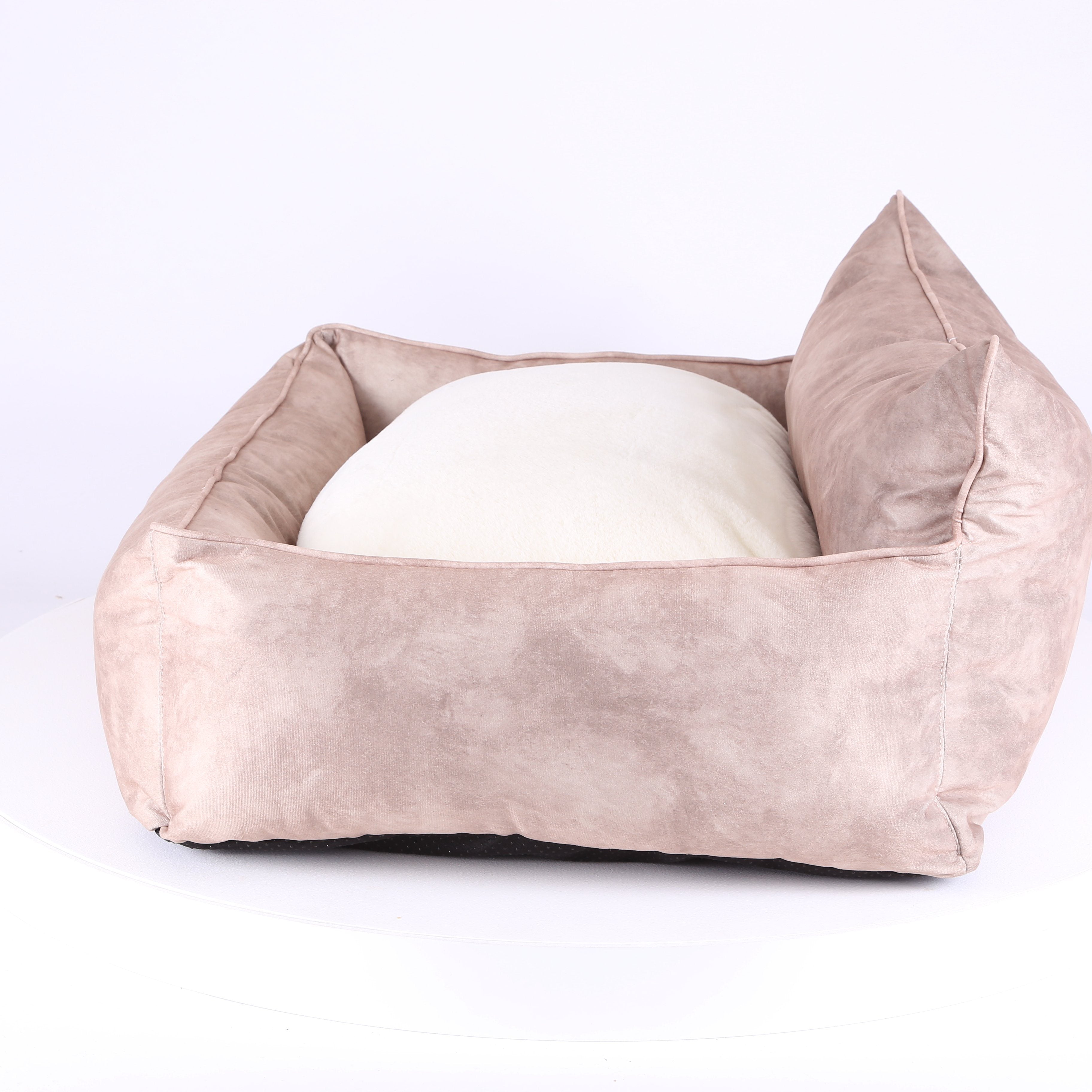 Kensington Box Bed - Cream Dog Bed Scruffs®