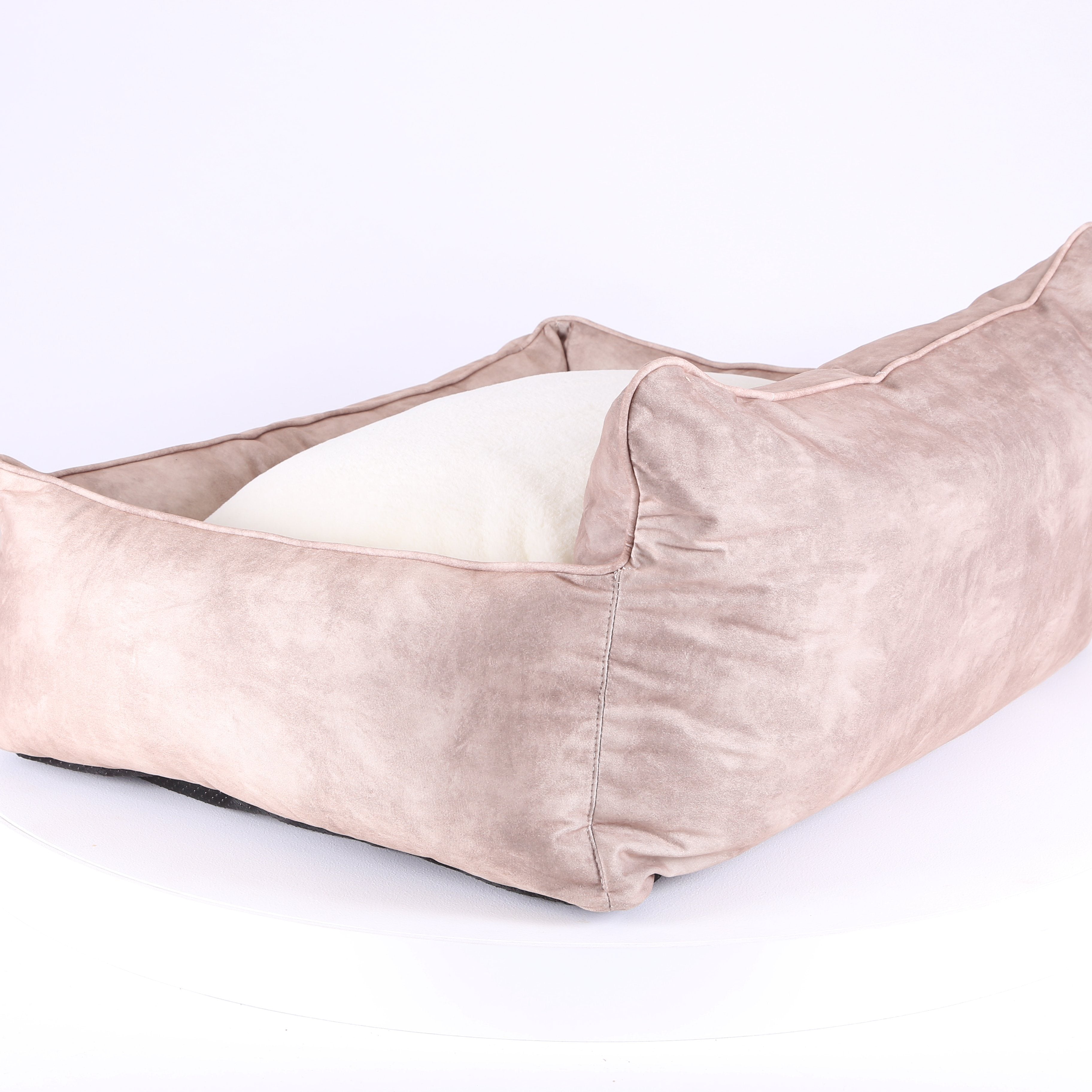 Kensington Box Bed - Cream Dog Bed Scruffs®