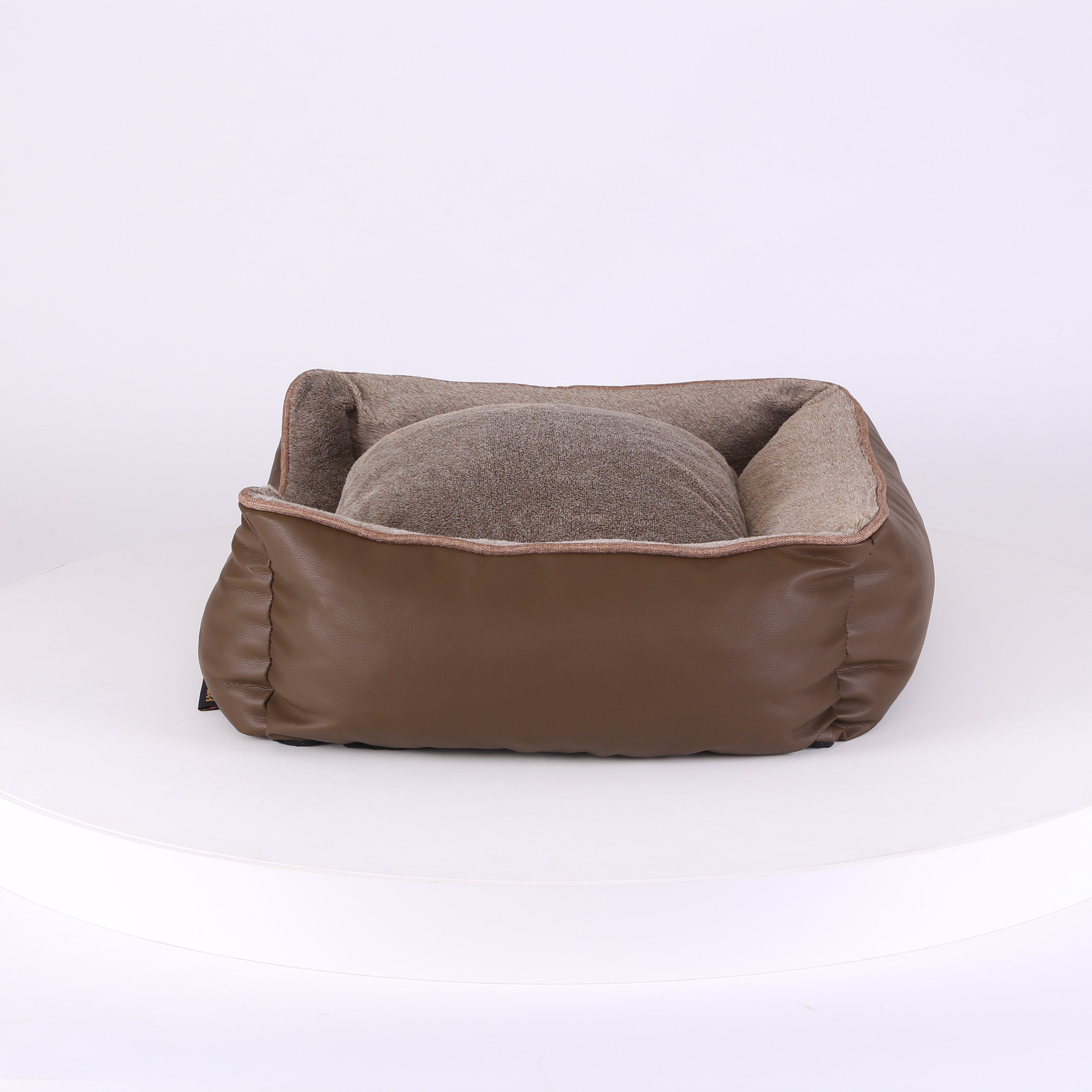 Chateau Box Bed - Latte Dog Bed Scruffs®
