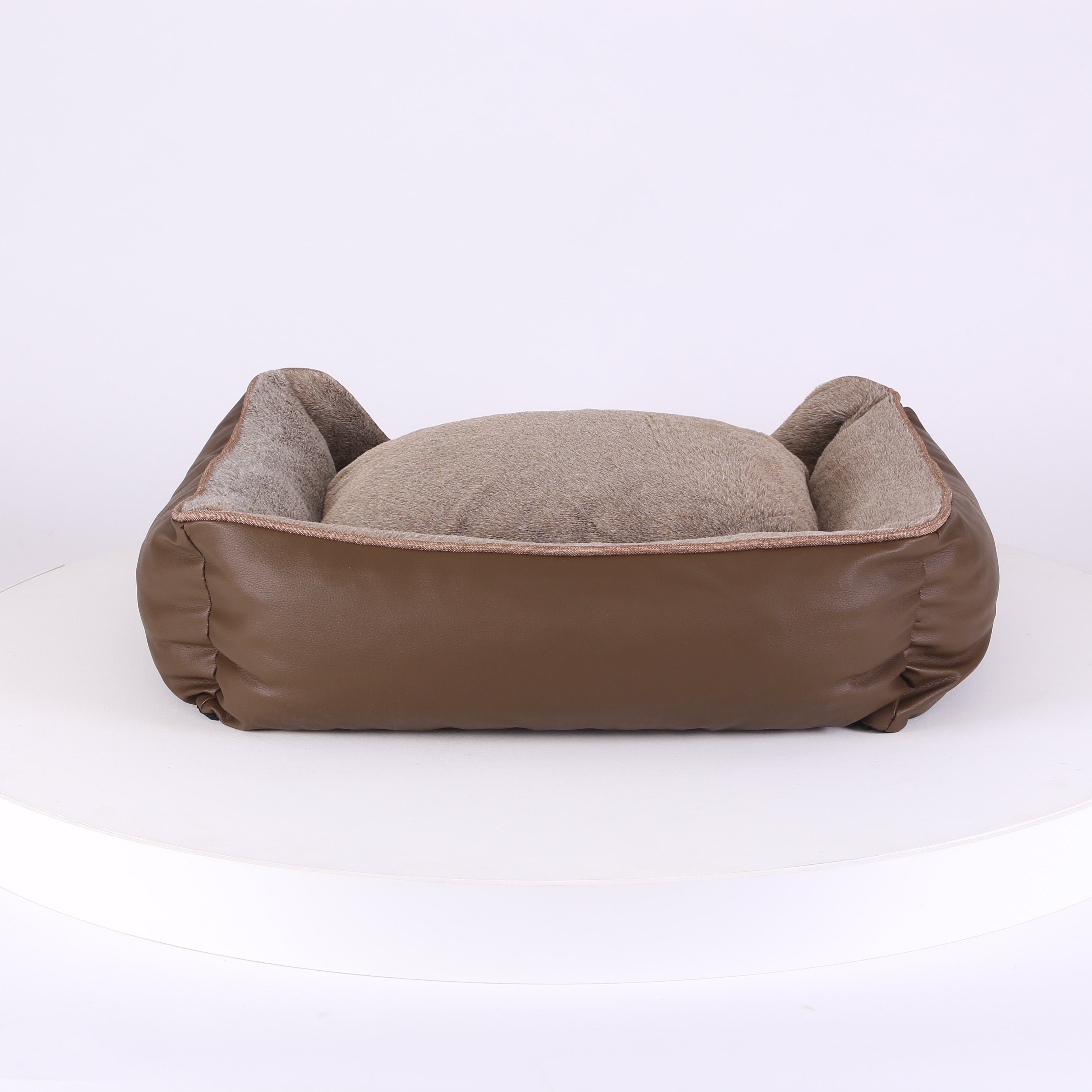 Chateau Box Bed - Latte Dog Bed Scruffs®