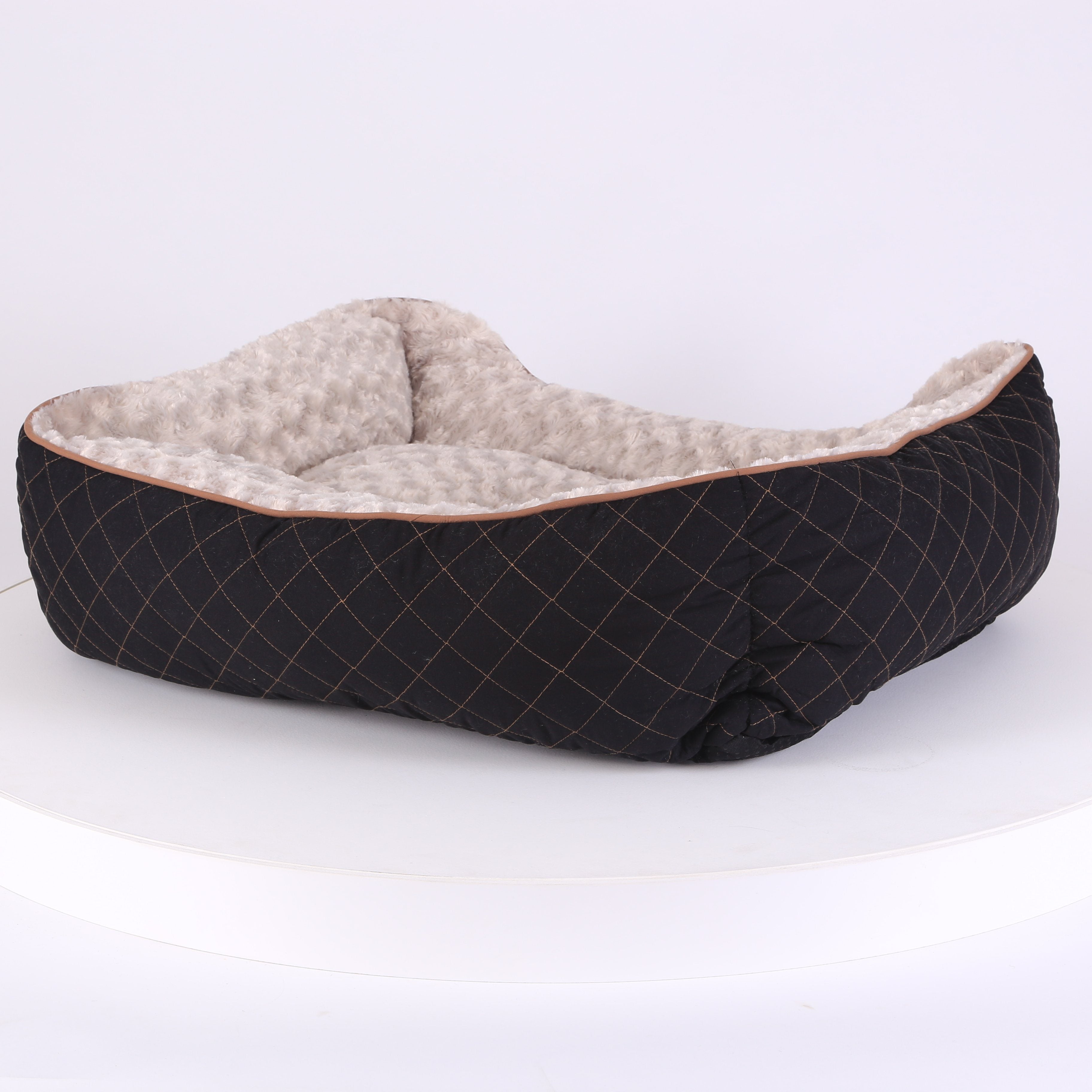 Wilton Box Dog Bed - Black Dog Bed Scruffs®