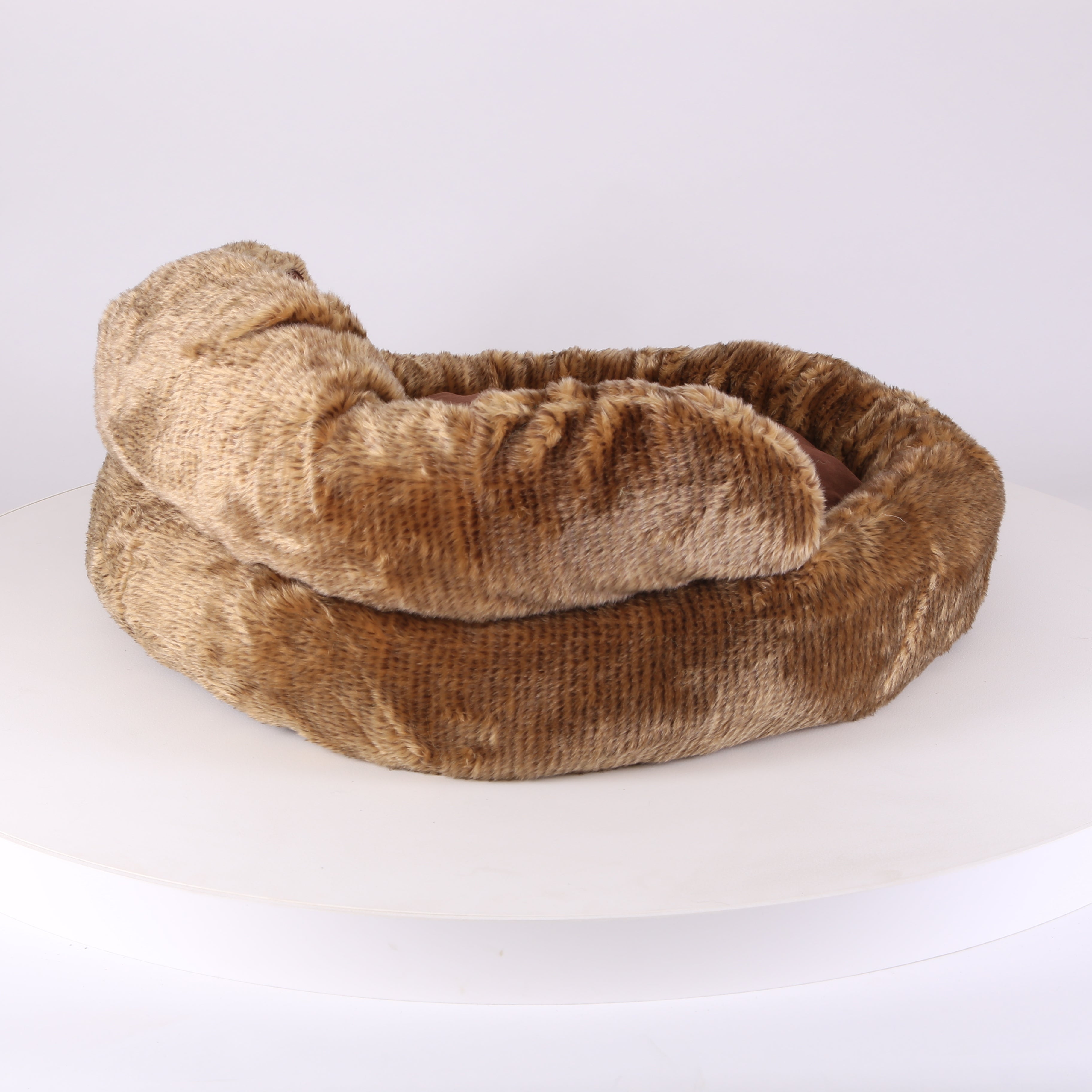 Cub Bear Dog Bed - Teddy Brown Scruffs®
