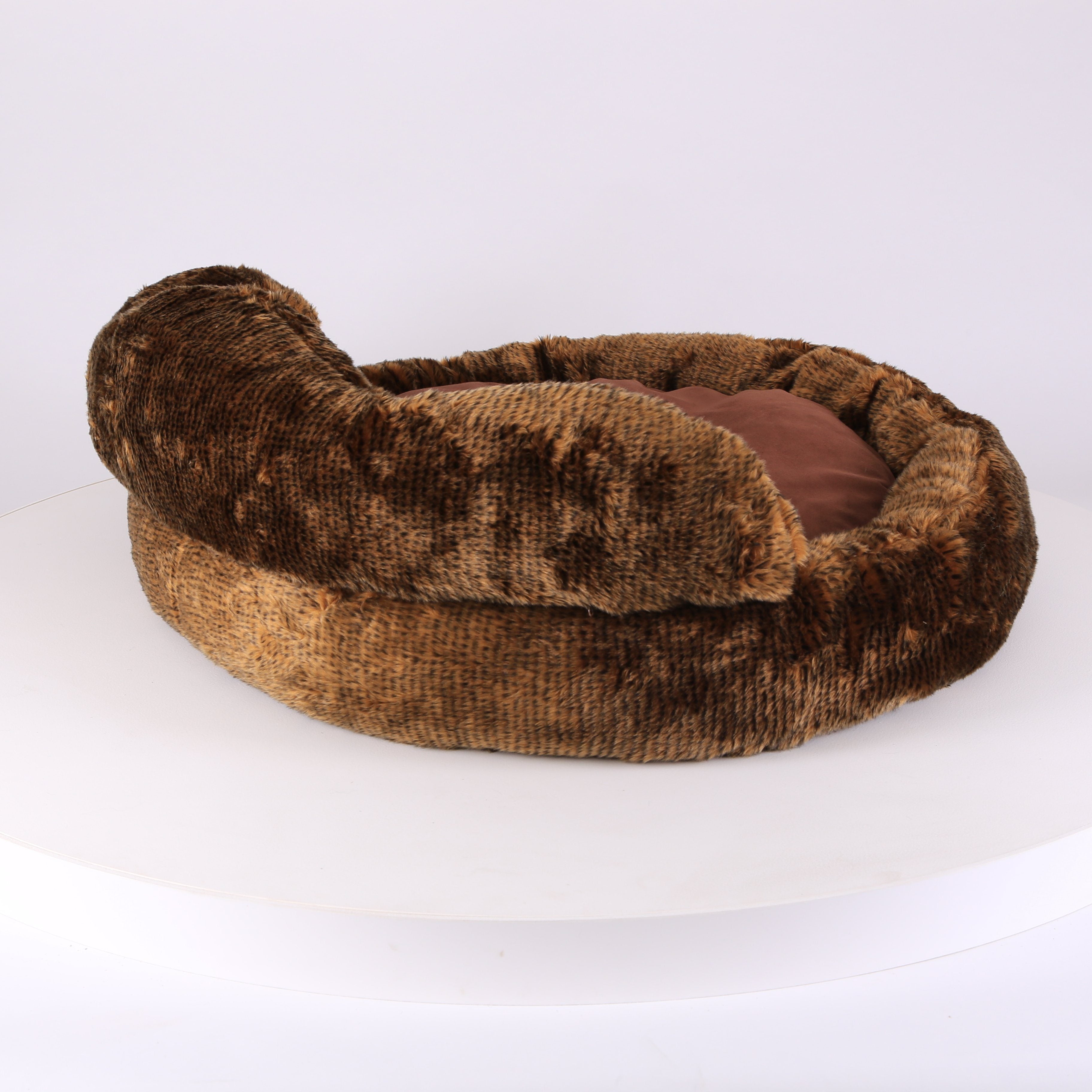 Cub Bear Dog Bed - Brown Bear Dog Bed Scruffs®