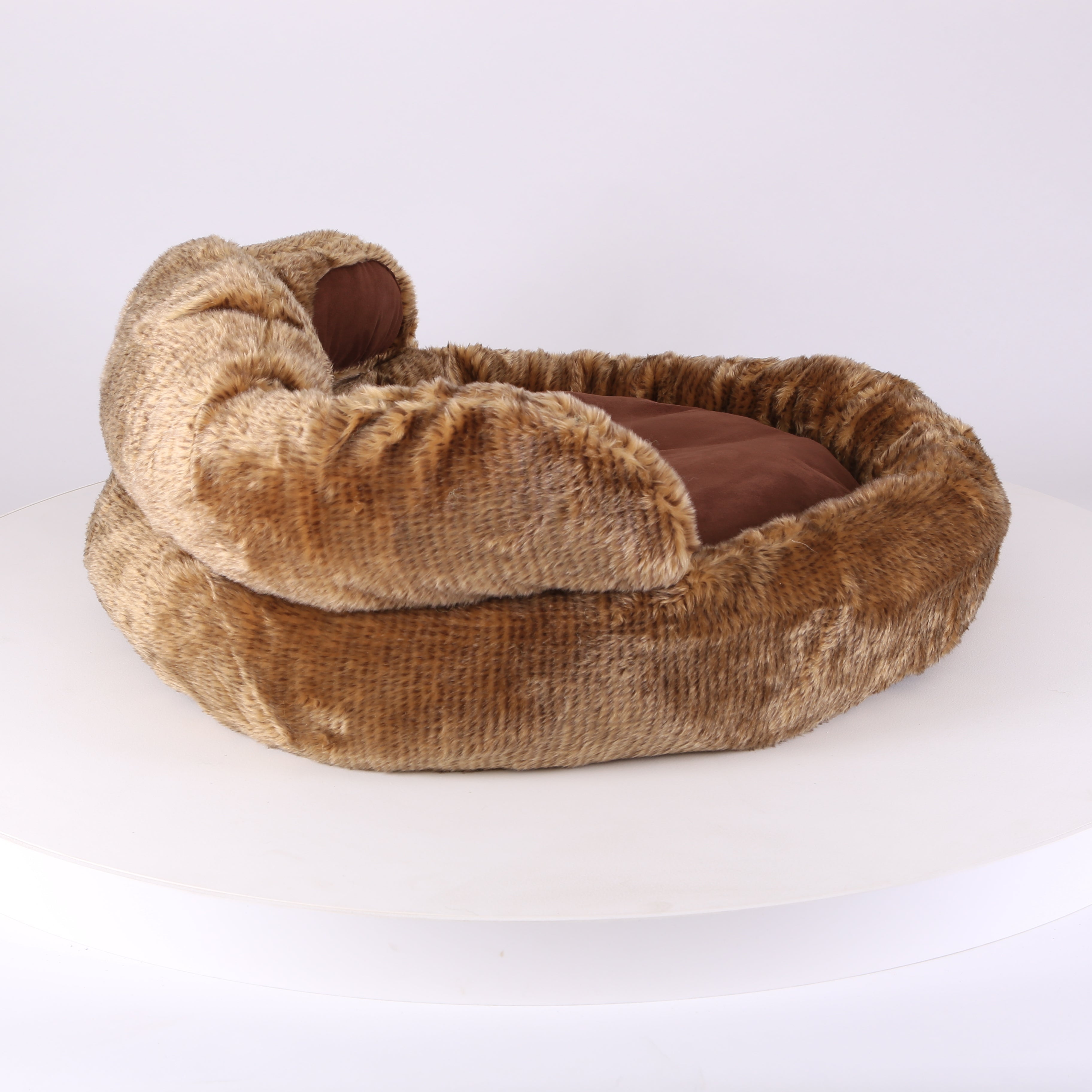 Cub Bear Dog Bed - Teddy Brown Scruffs®