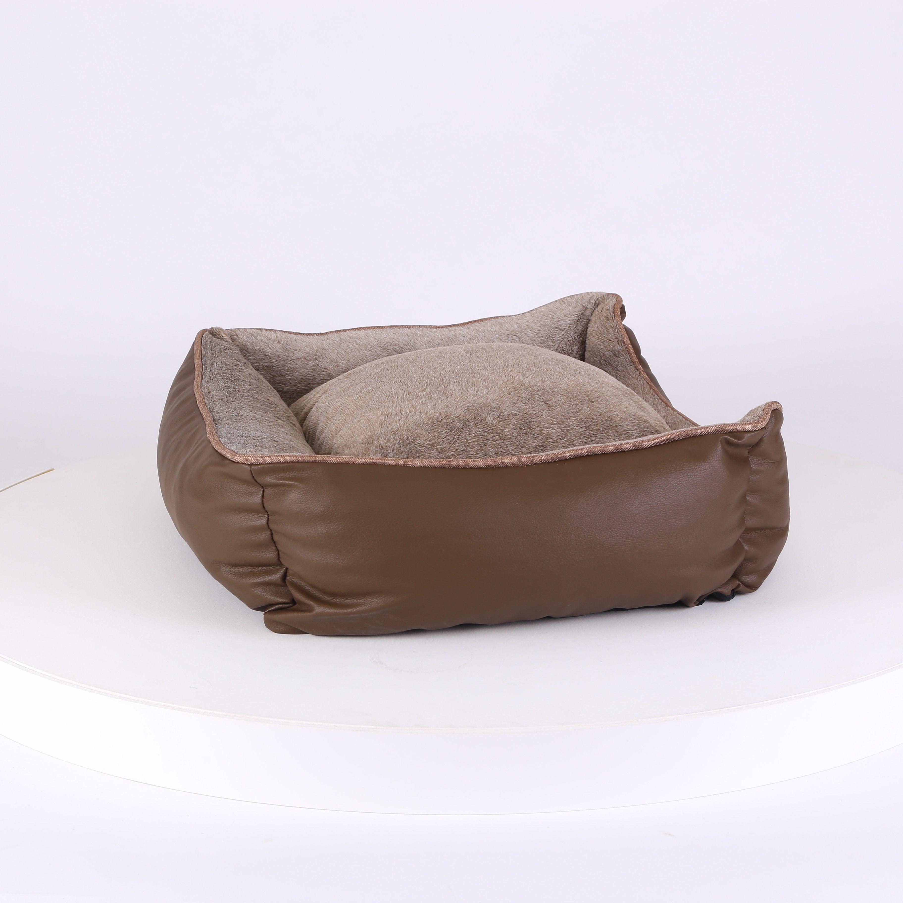 Chateau Box Bed - Latte Dog Bed Scruffs®