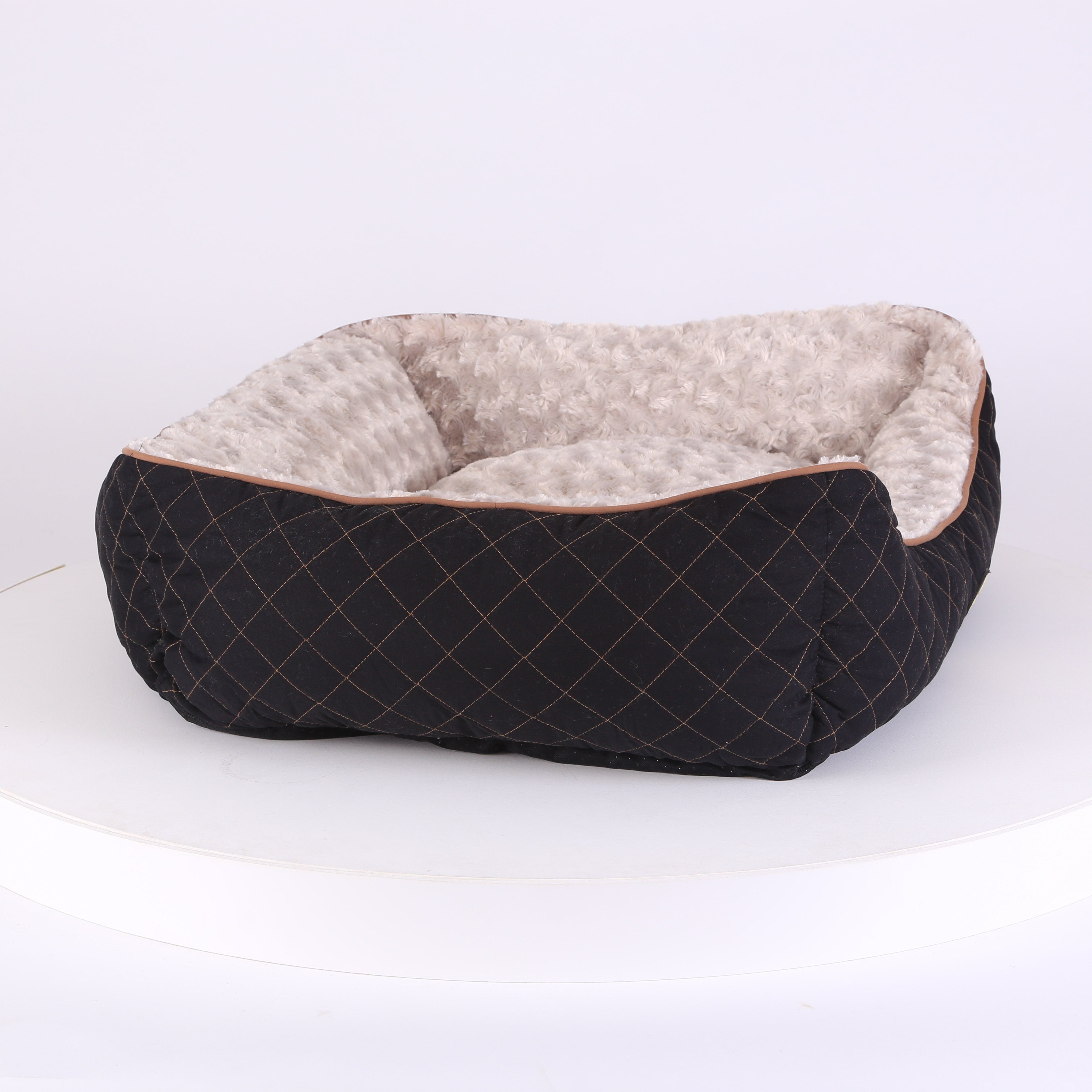 Wilton Box Dog Bed - Black Dog Bed Scruffs®