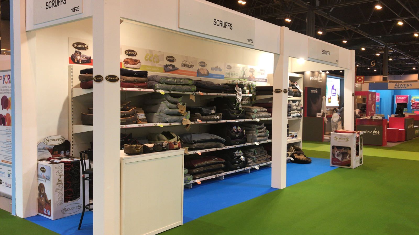 Scruffs® Flies the UK Flag at Iberzoo® 2018