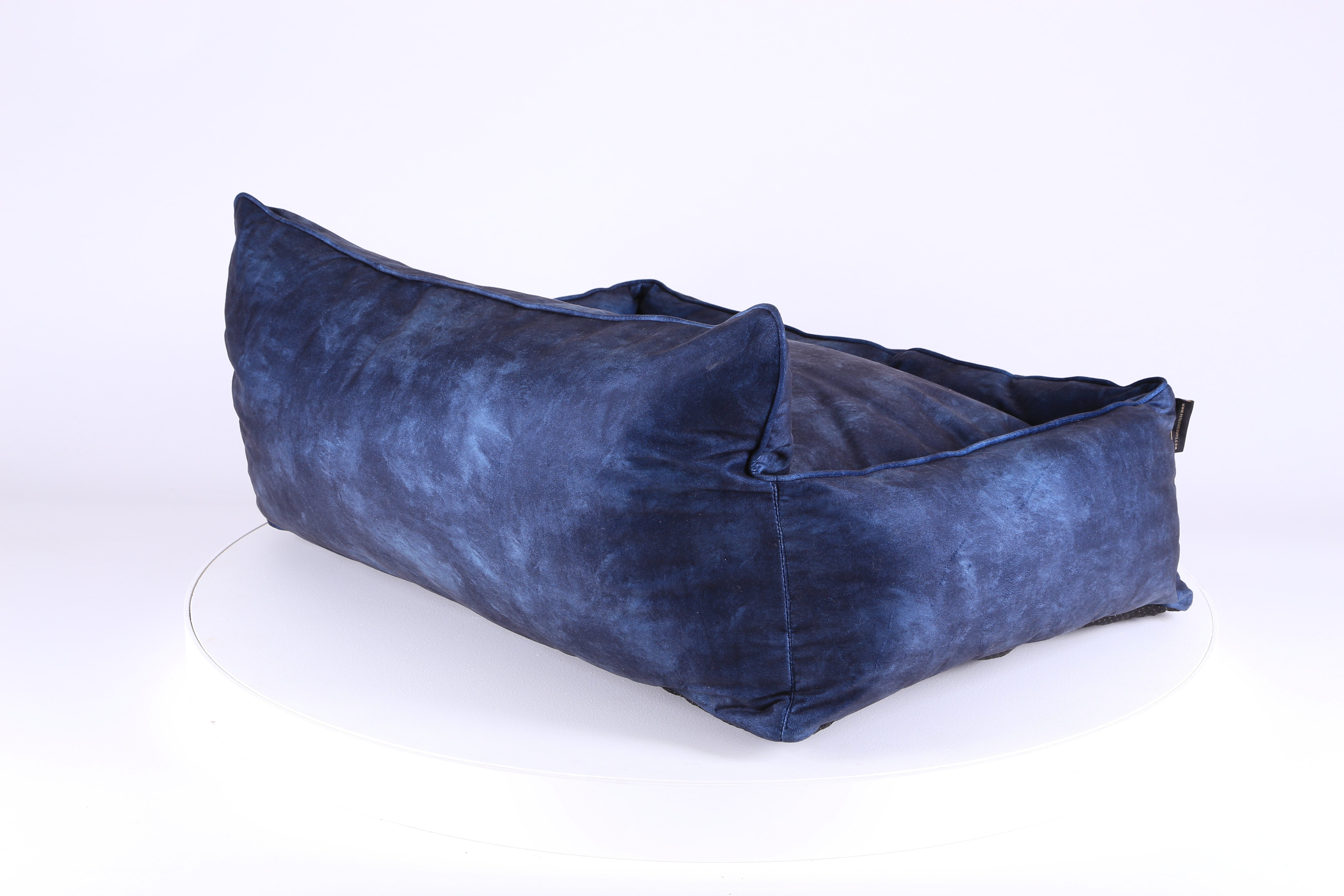 Kensington Box Bed - Navy Dog Bed Scruffs® 