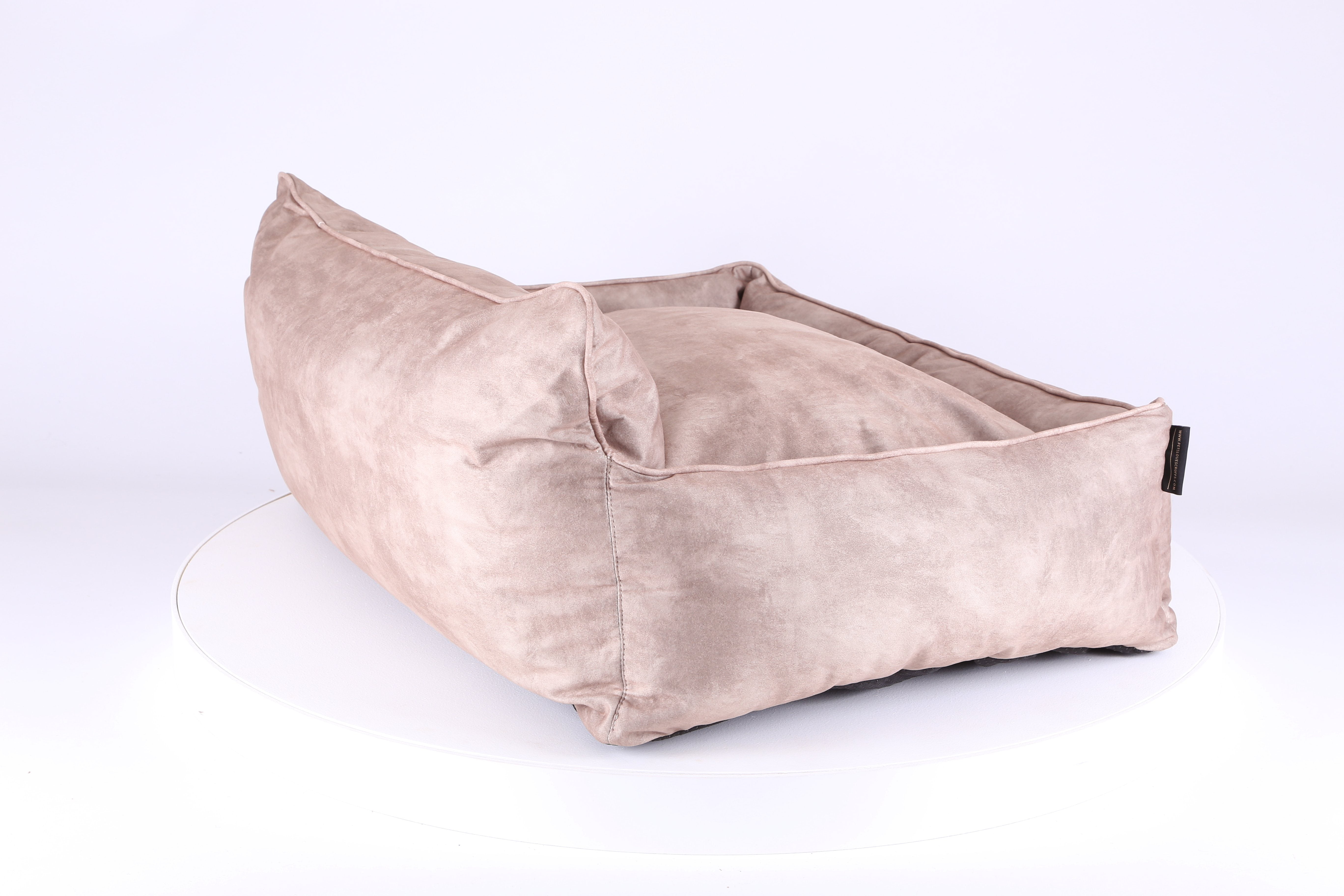 Kensington Box Bed - Cream Dog Bed Scruffs® 