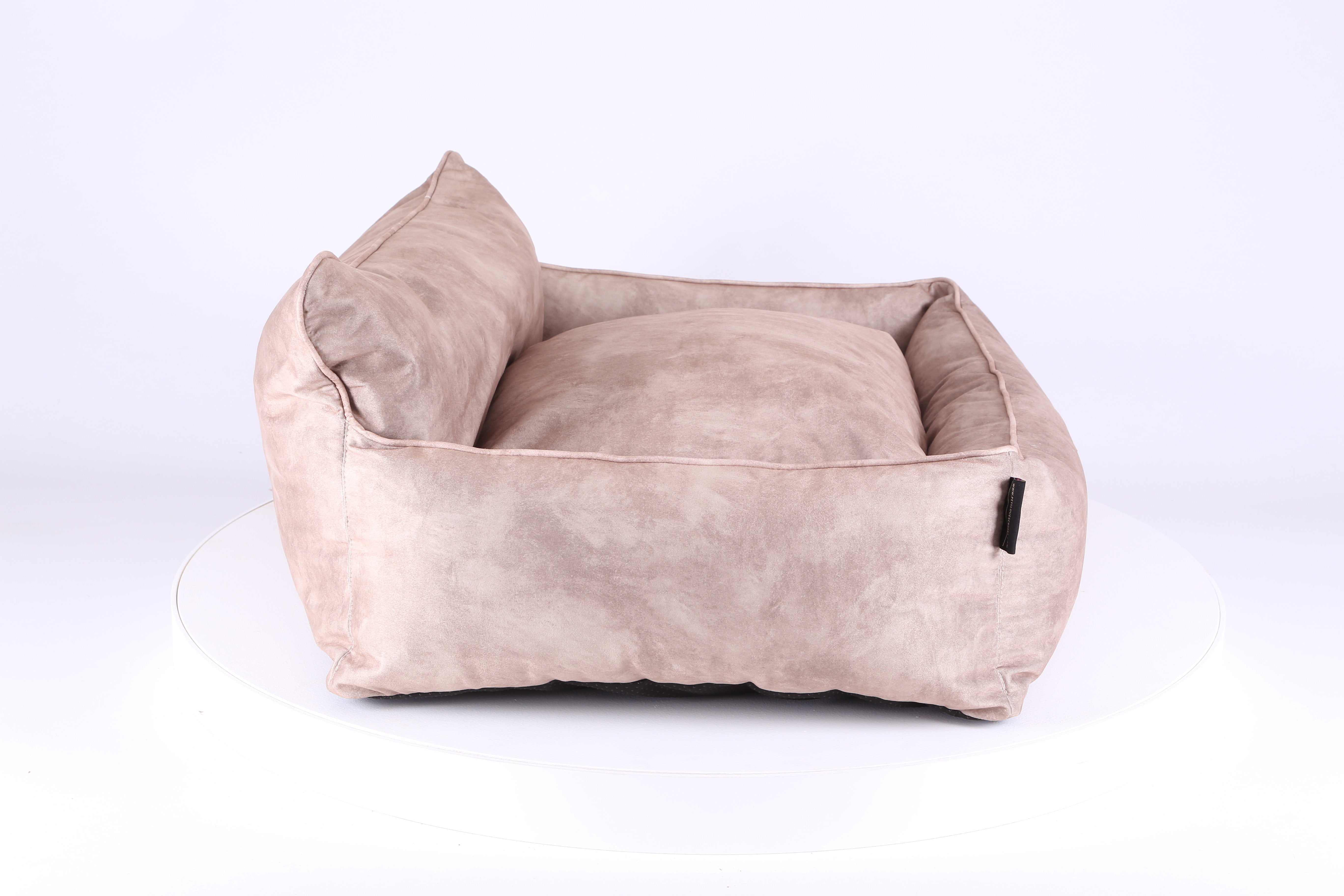 Kensington Box Bed - Cream Dog Bed Scruffs® 