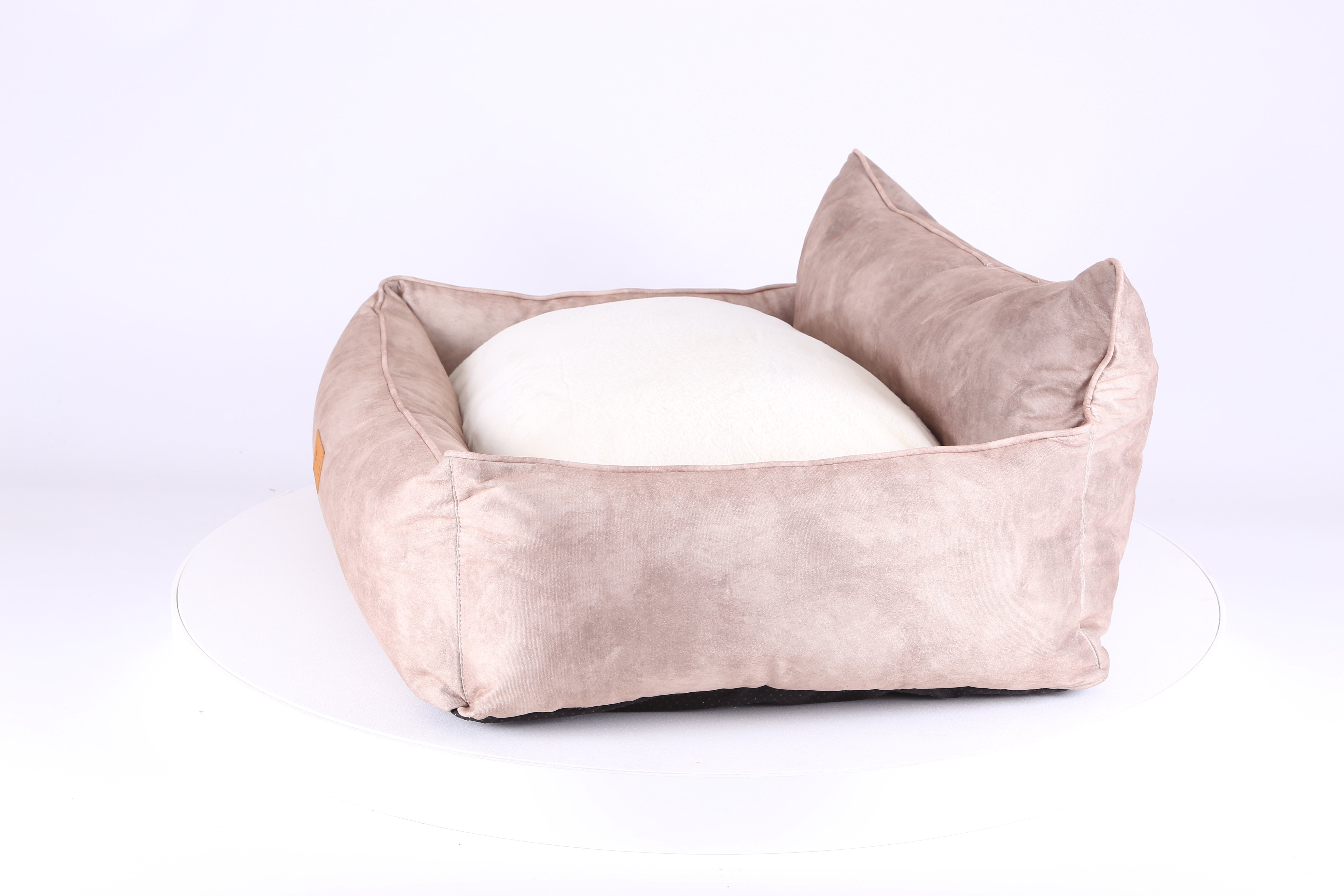 Kensington Box Bed - Cream Dog Bed Scruffs® 