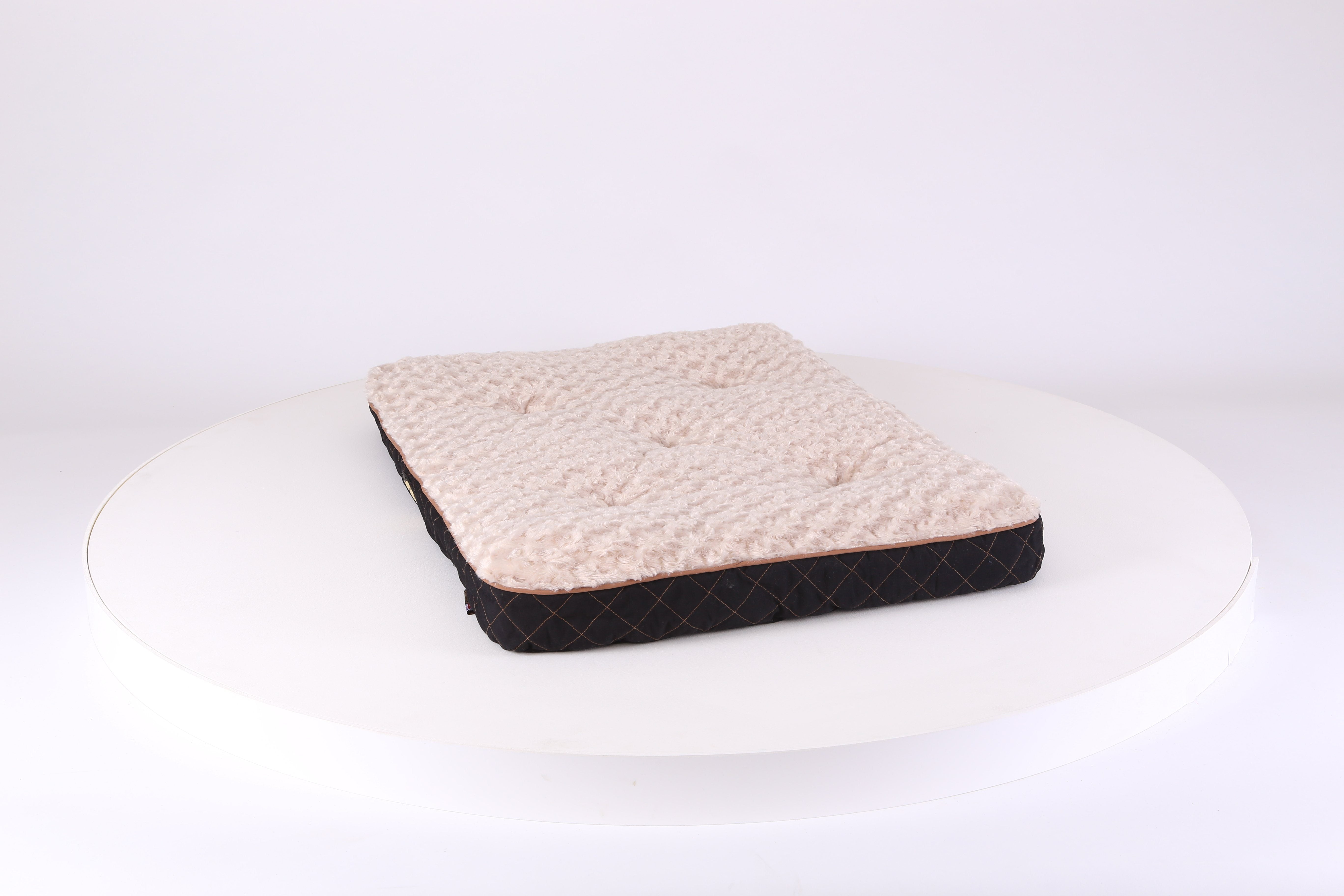 Wilton Mattress - Black Dog Bed Scruffs® 