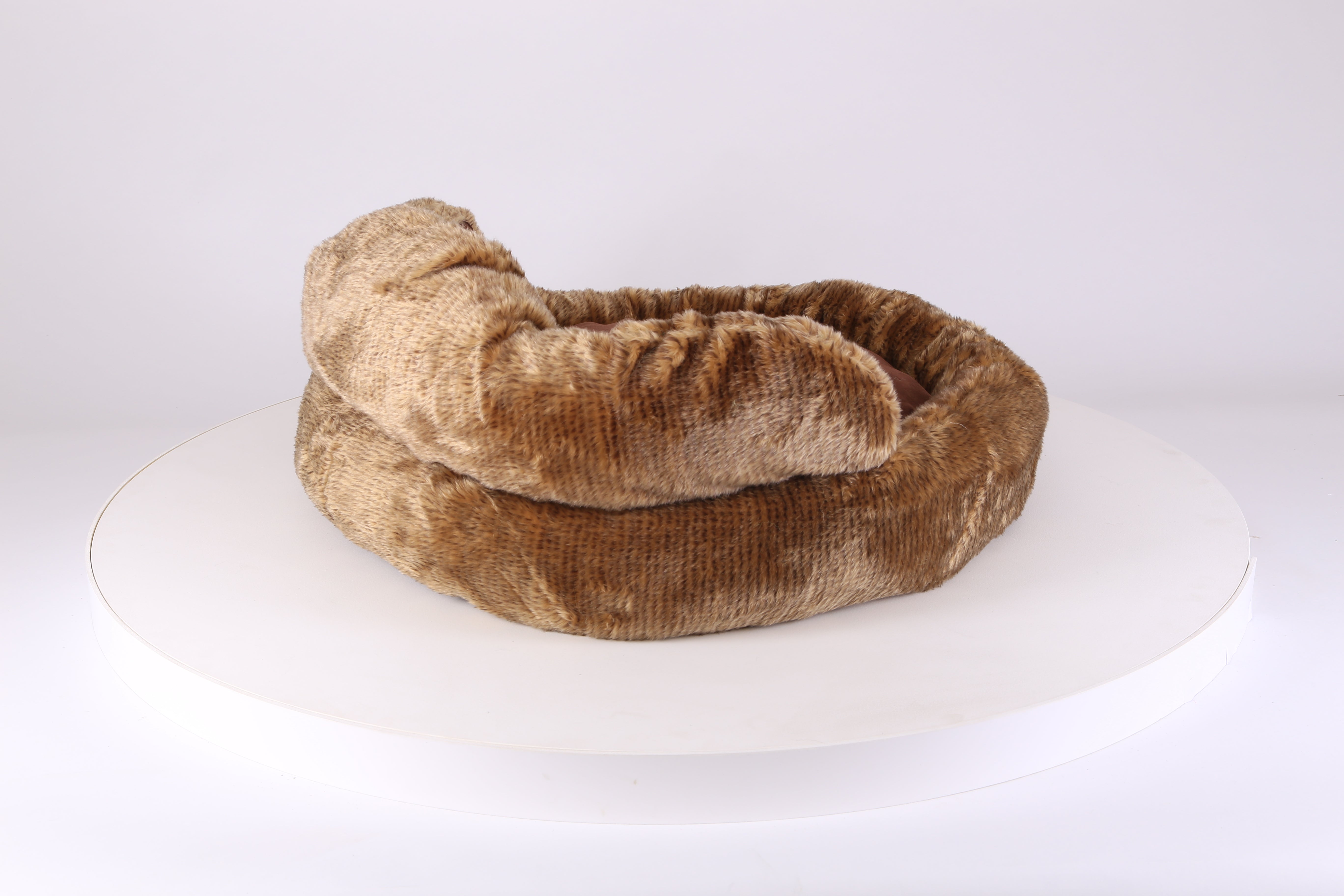 Cub Bear Dog Bed - Teddy Brown Scruffs® 