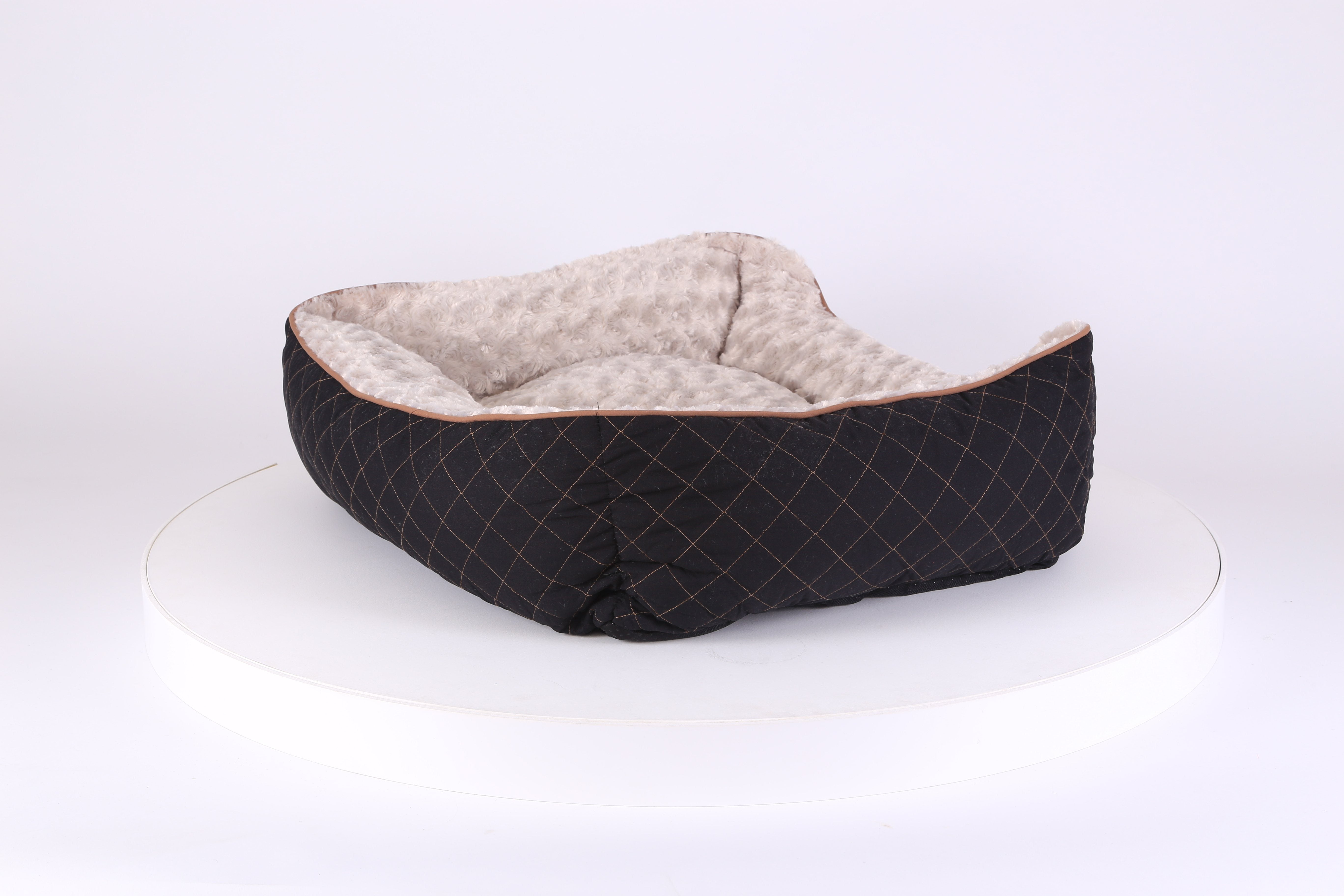 Wilton Box Dog Bed - Black Dog Bed Scruffs® 