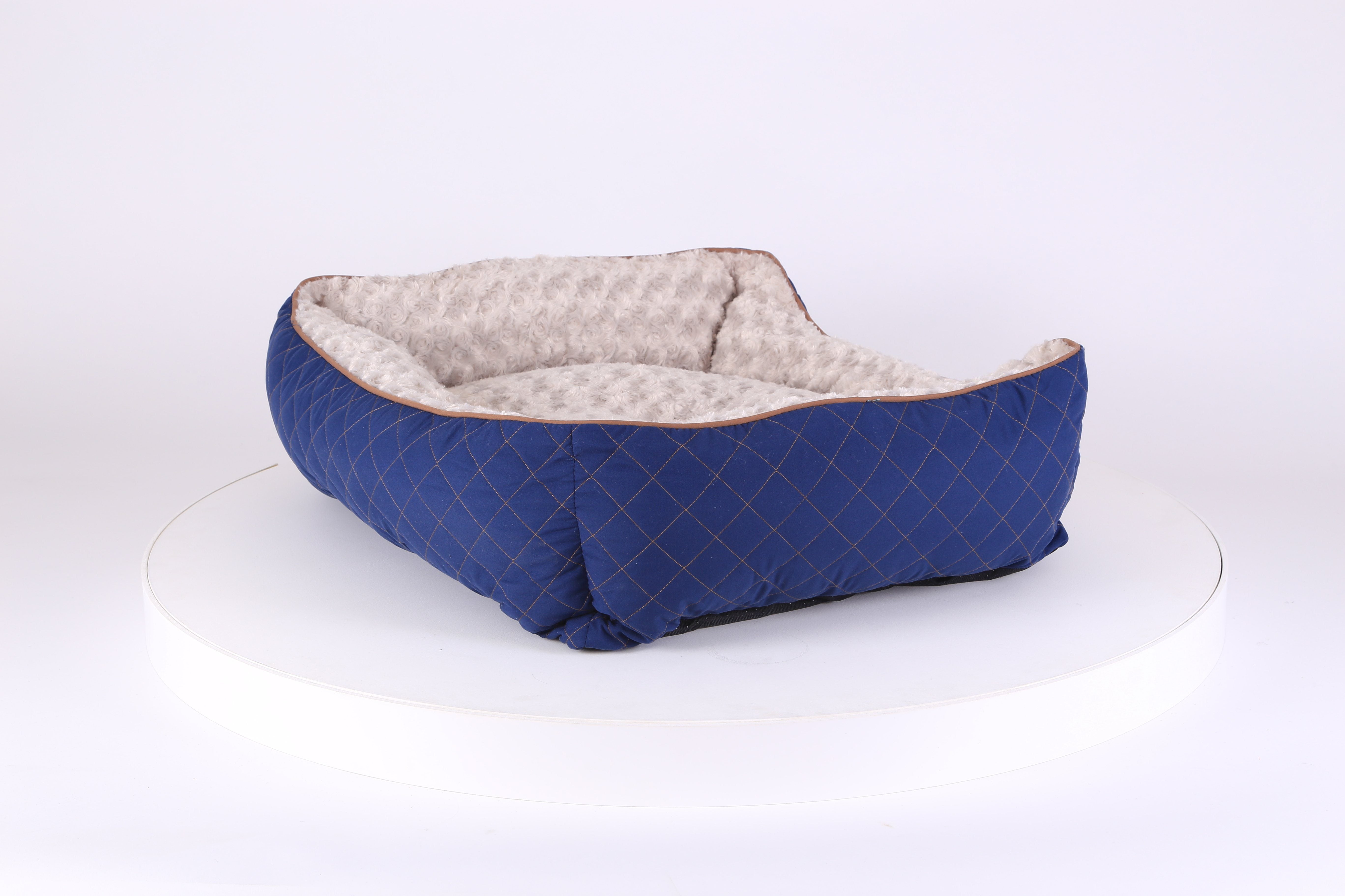 Wilton Box Dog Bed - Blue Dog Bed Scruffs® 