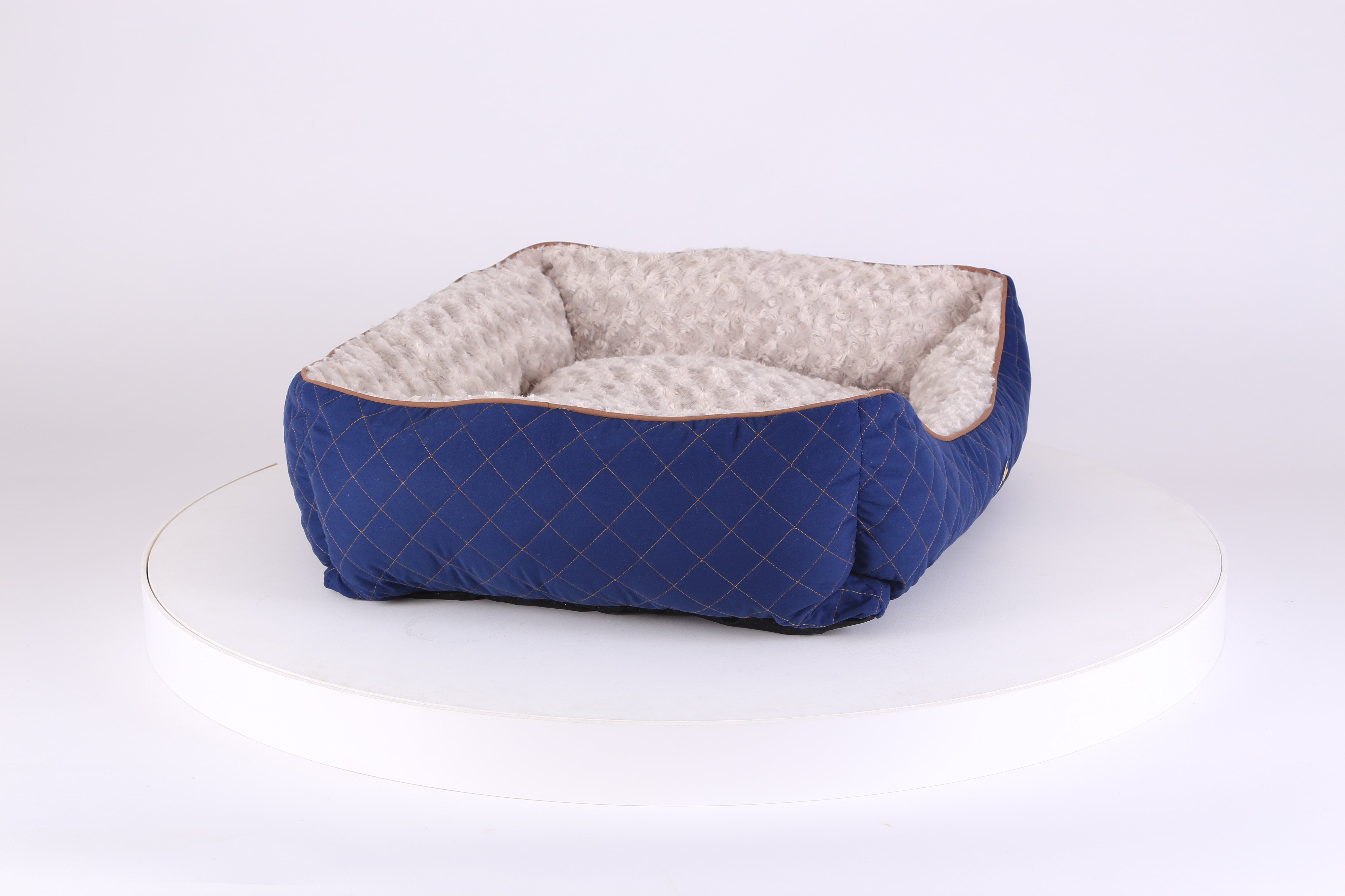 Wilton Box Dog Bed - Blue Dog Bed Scruffs® 